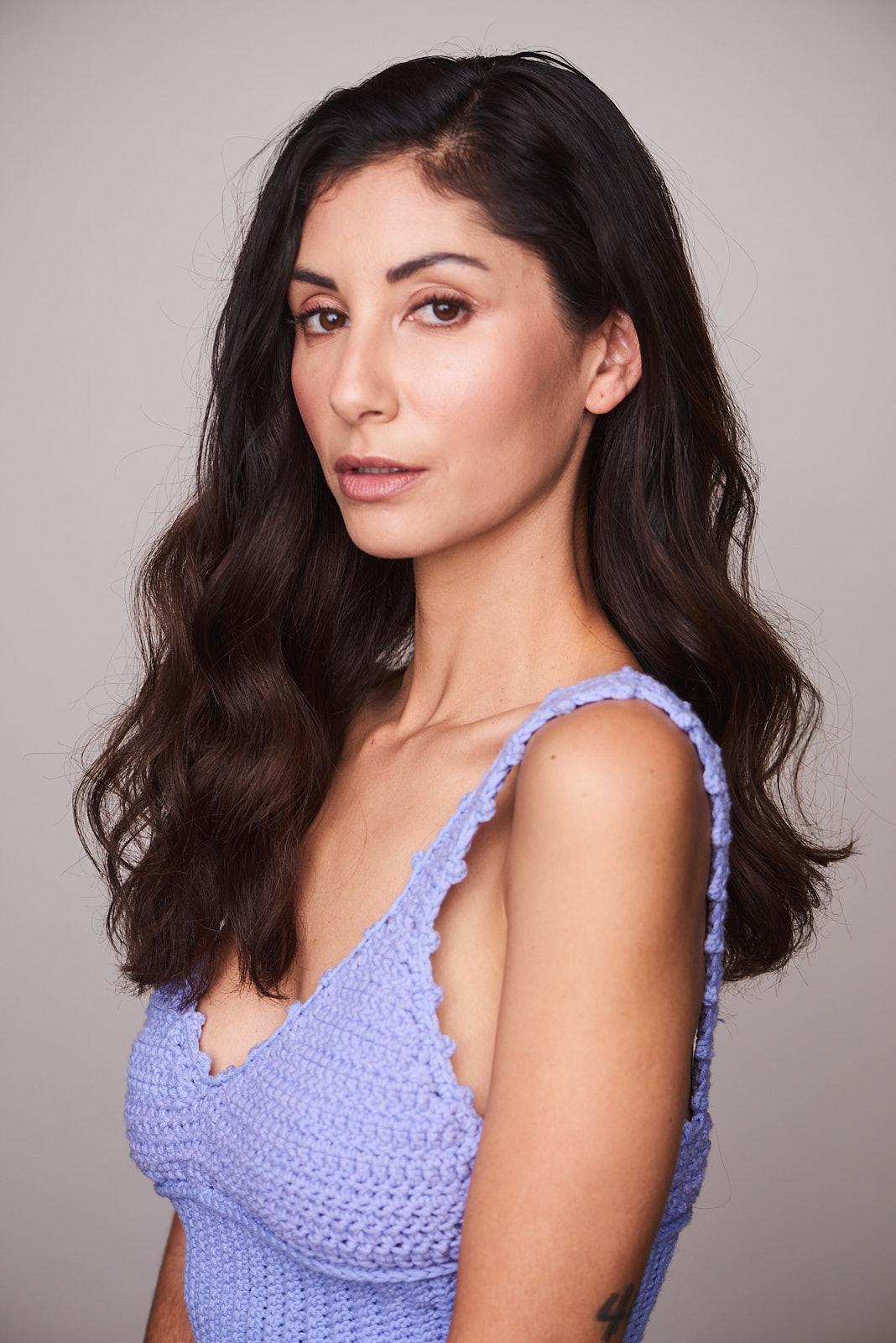 actor Kika Magalhães large photo