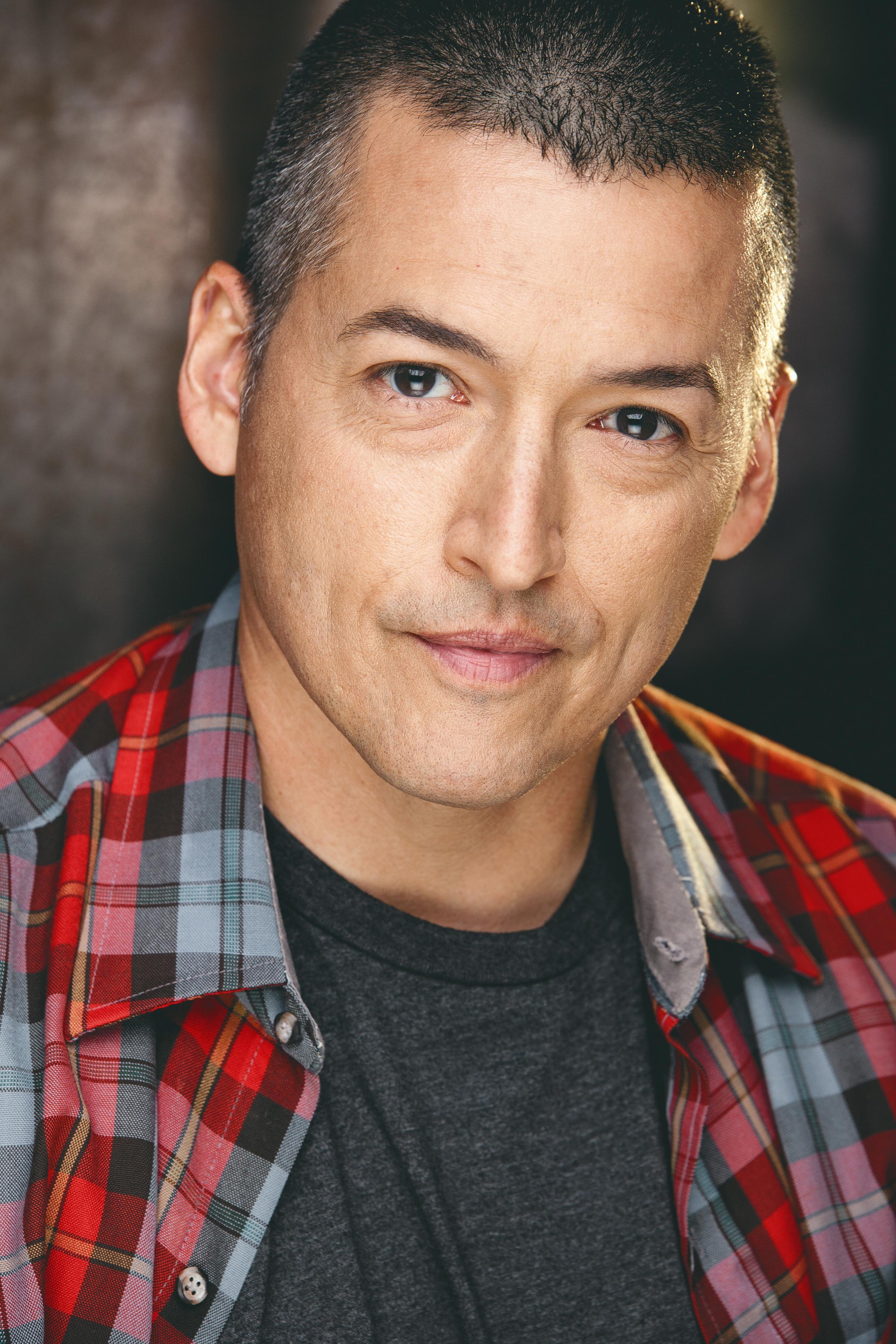 actor Michael Evans Lopez large photo