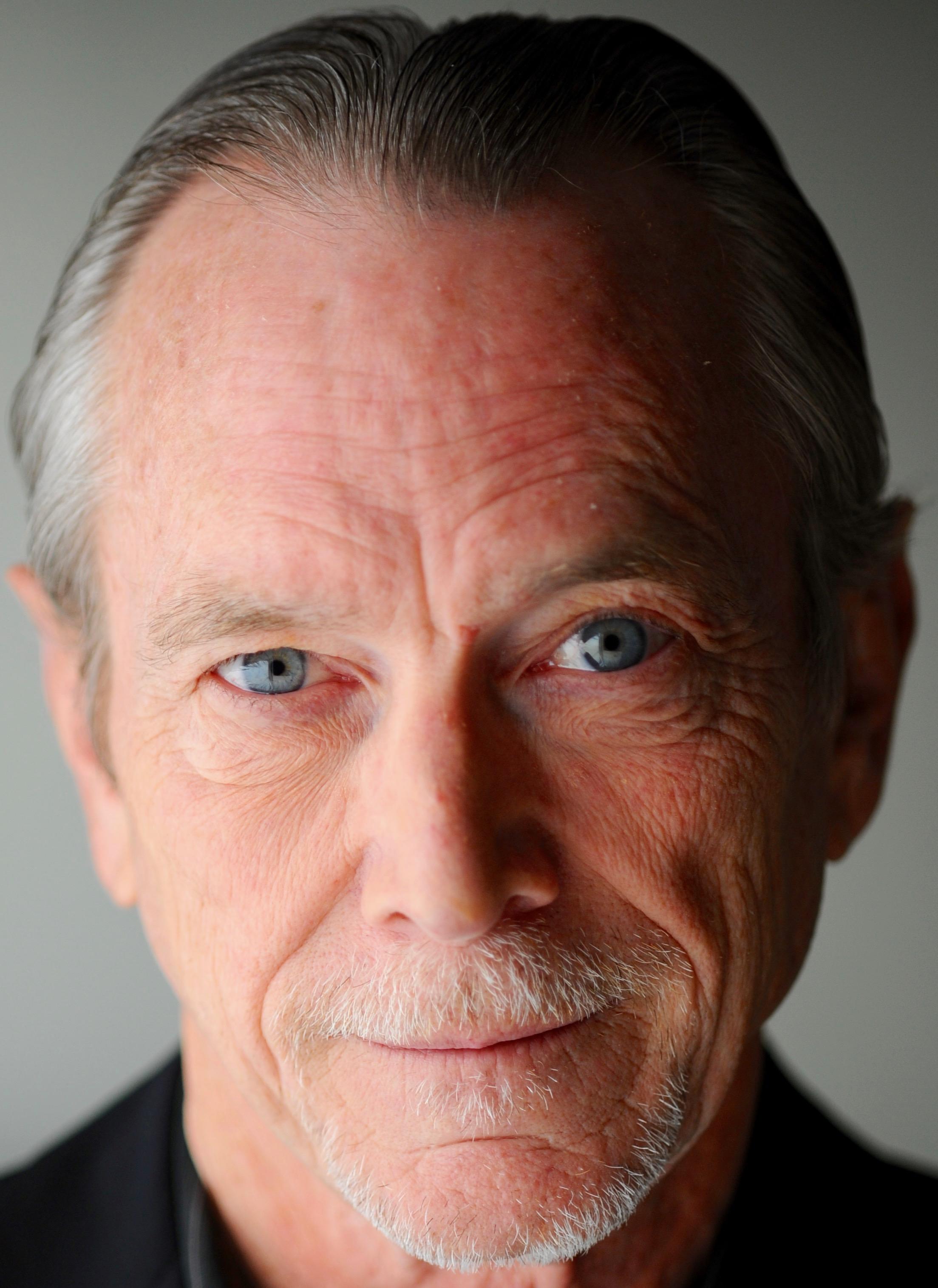 actor Greg Lucey large photo