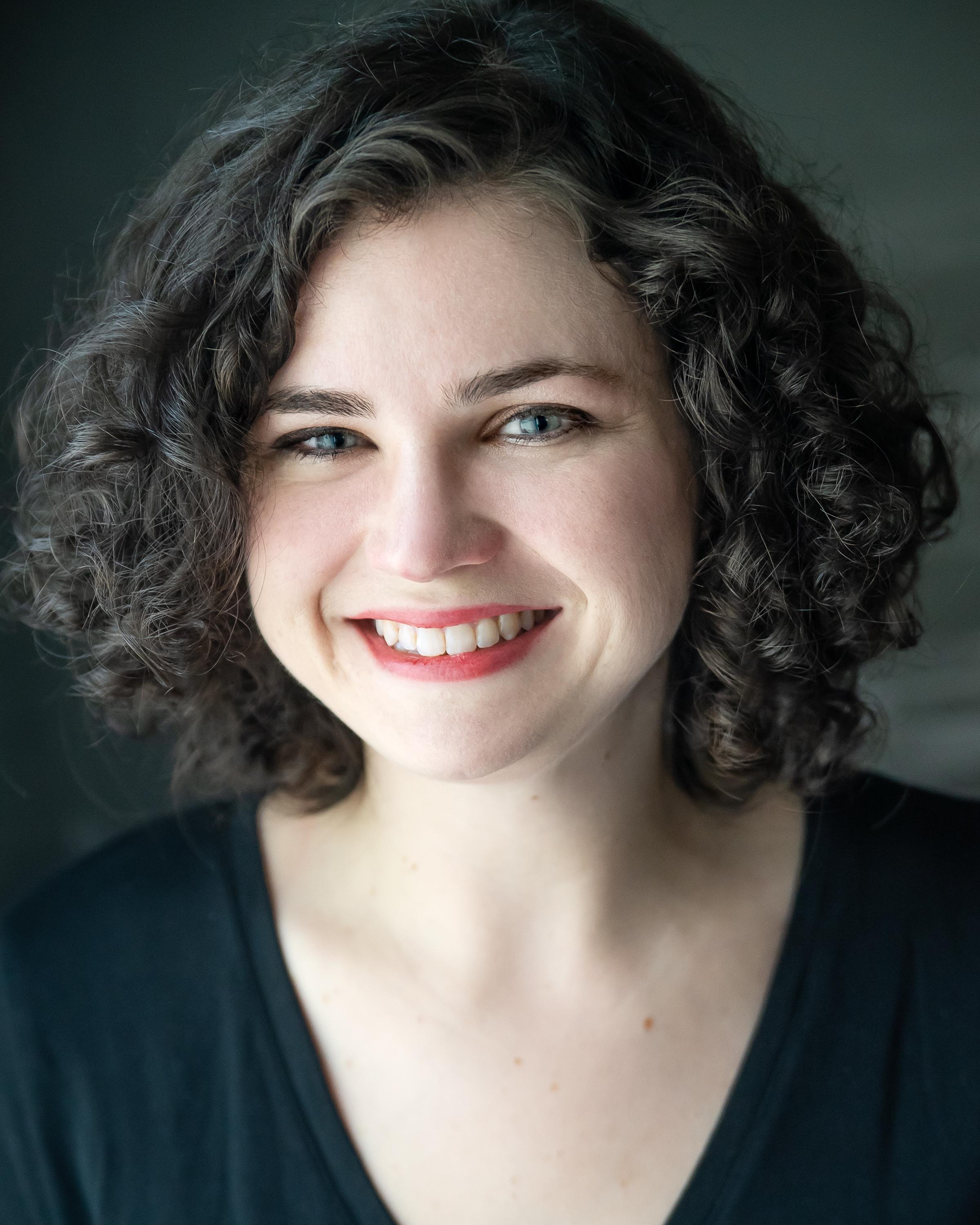 actor Beth Corvino large photo