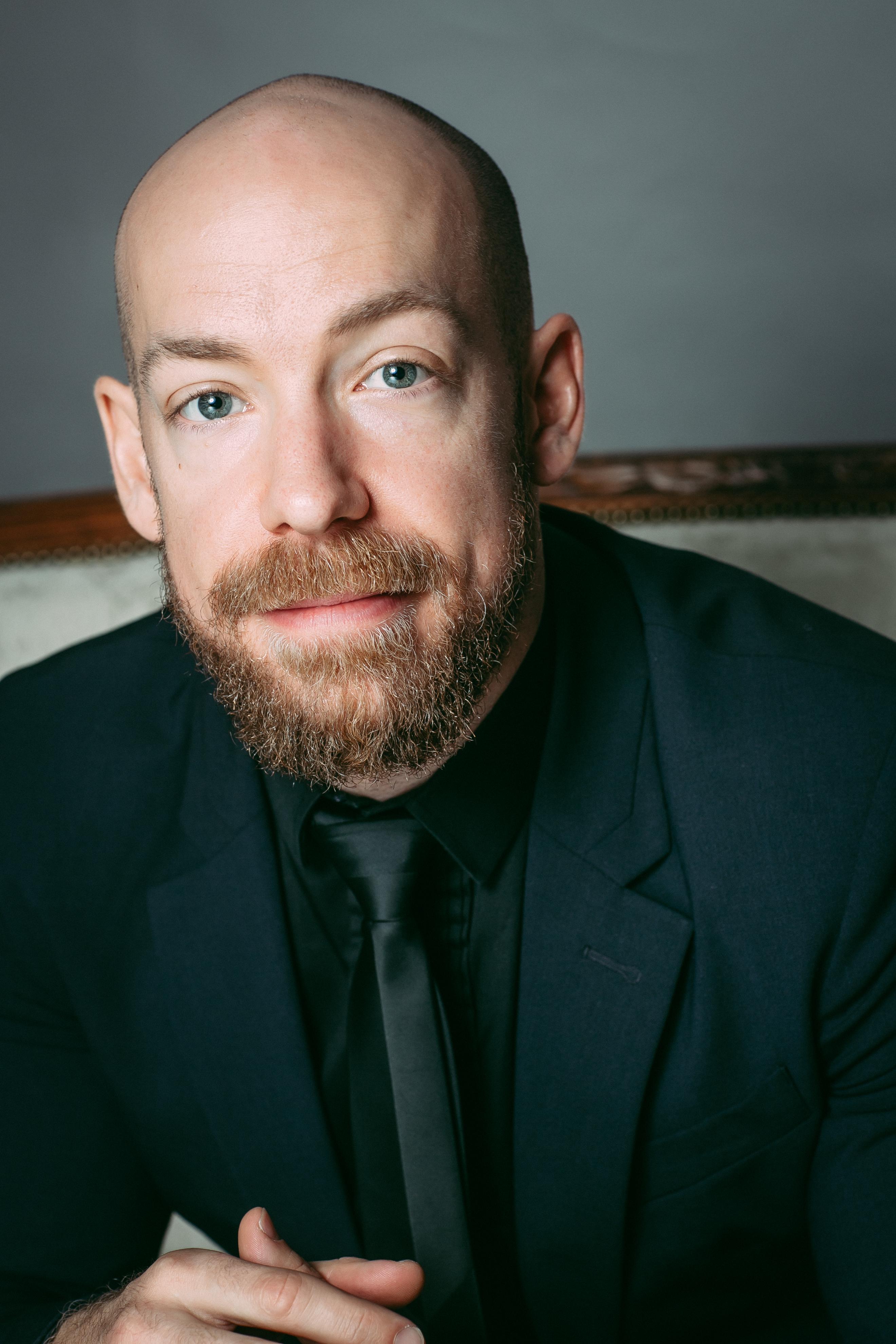 actor Shay Kuebler large photo