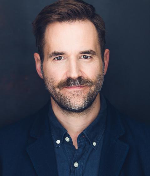 actor Connor Barrett large photo