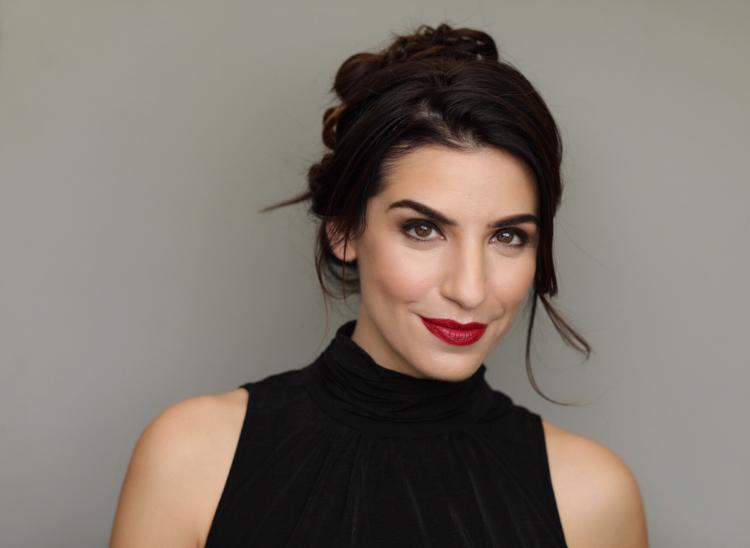 actor Sara Emami large photo