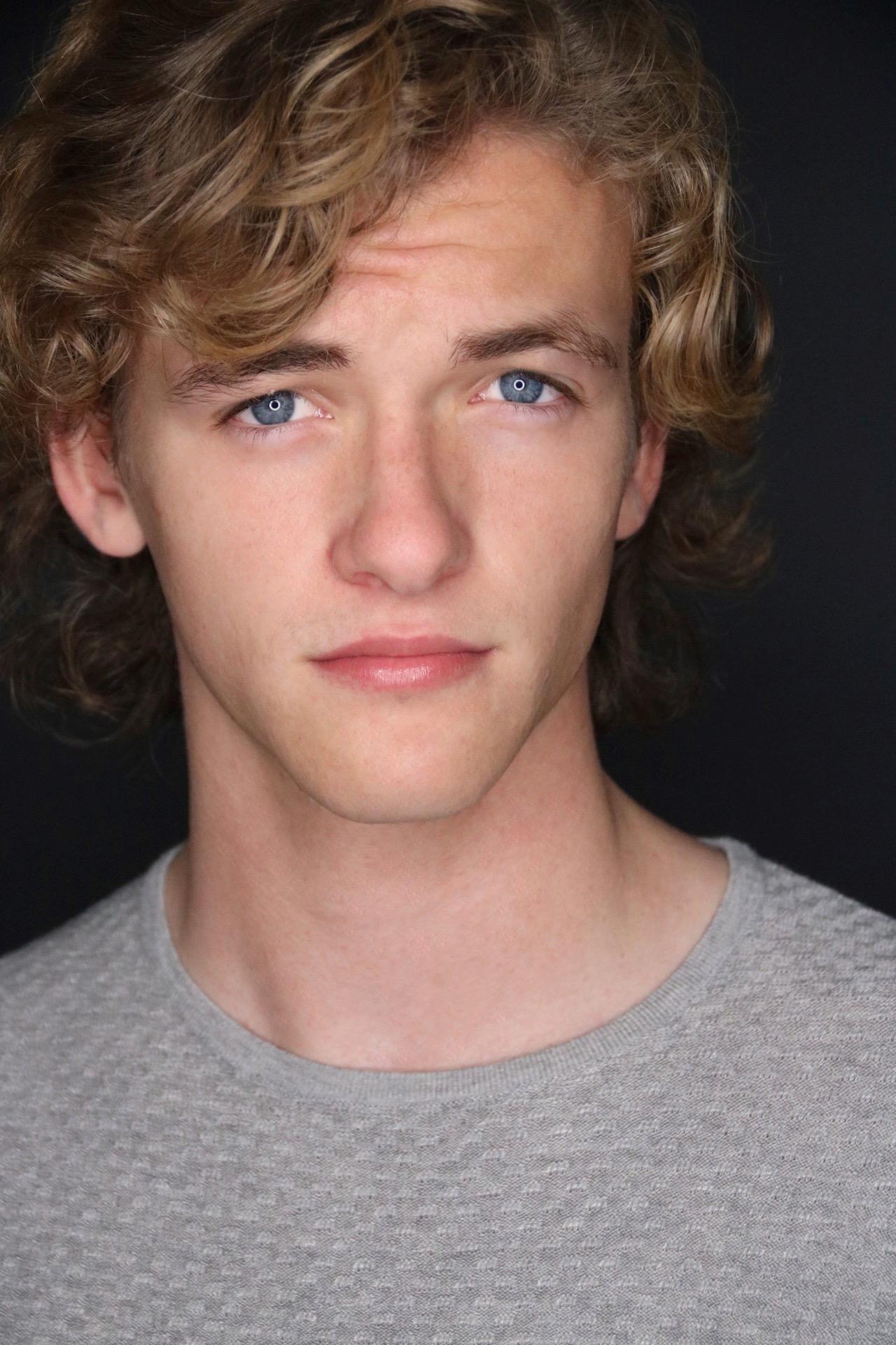 actor Jacob Melton large photo