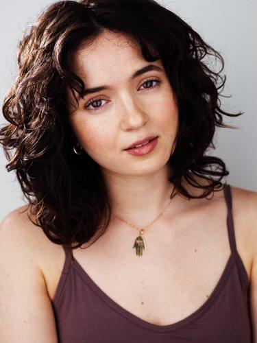 actor Gina Piersanti large photo