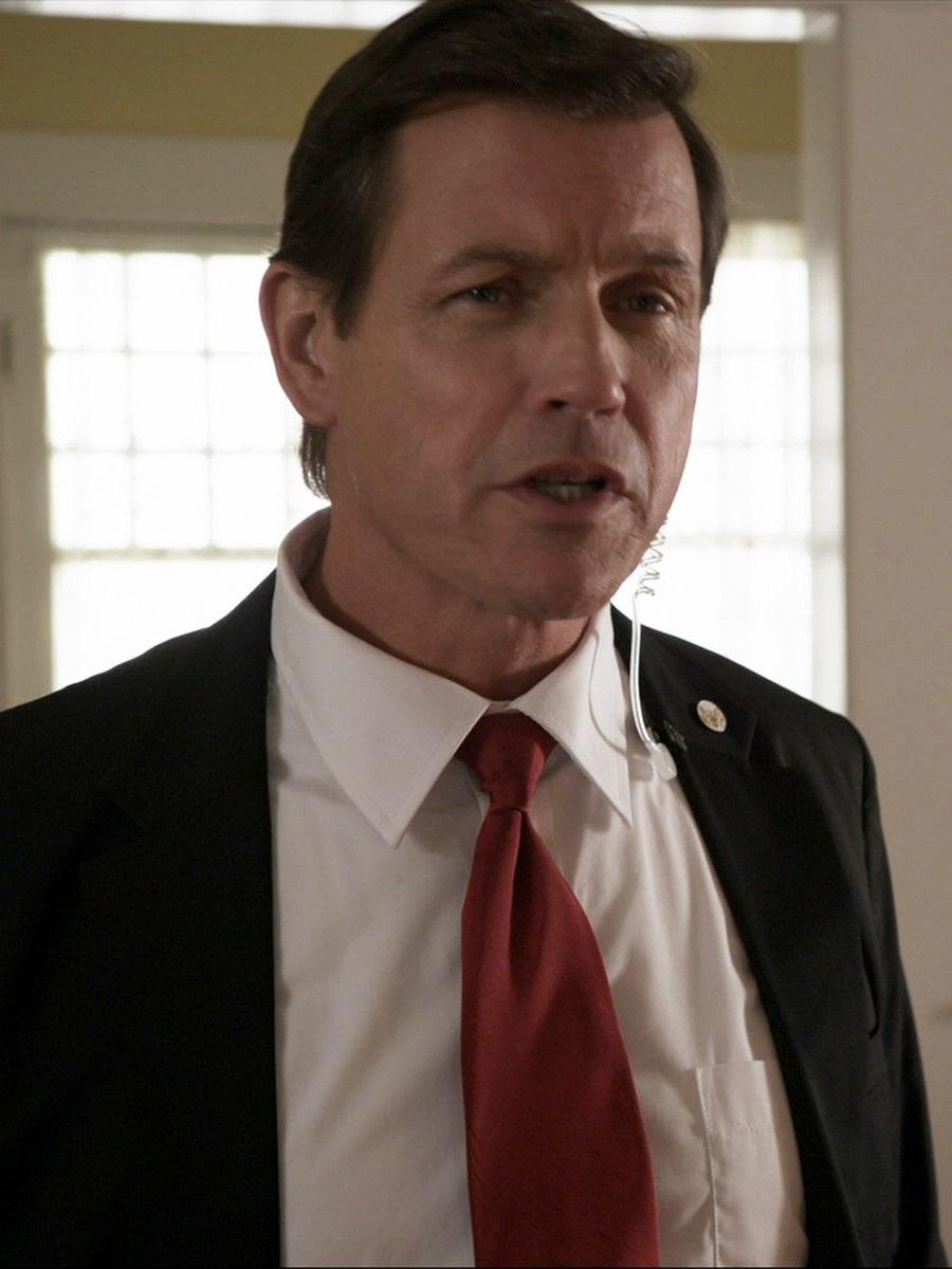 actor Brent Mendenhall large photo