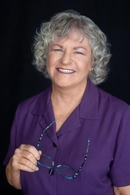 actor Marilyn Knapp large photo