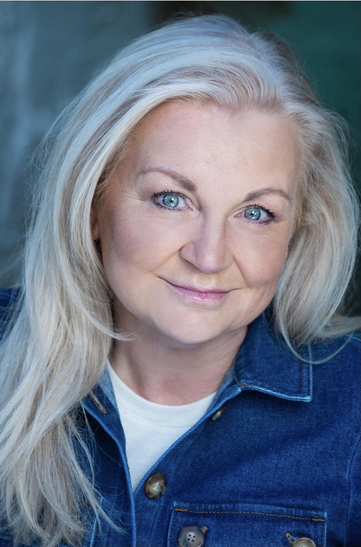 actor Kerry Joy Stewart large photo