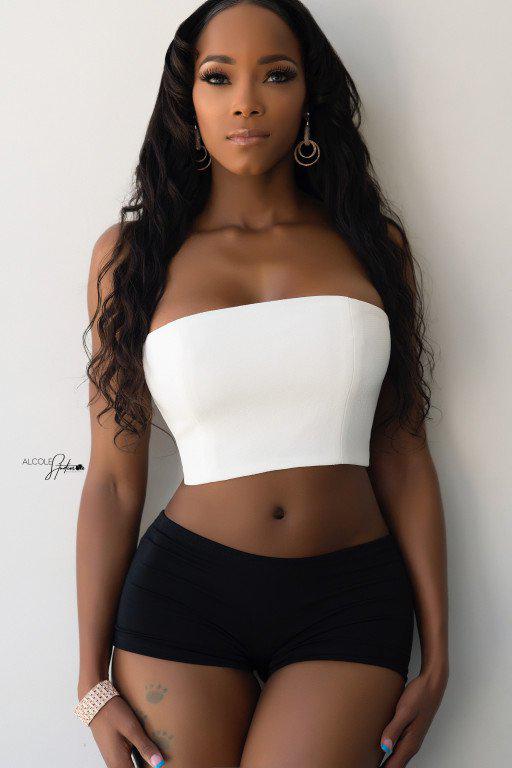 actor Alanna Forte large photo