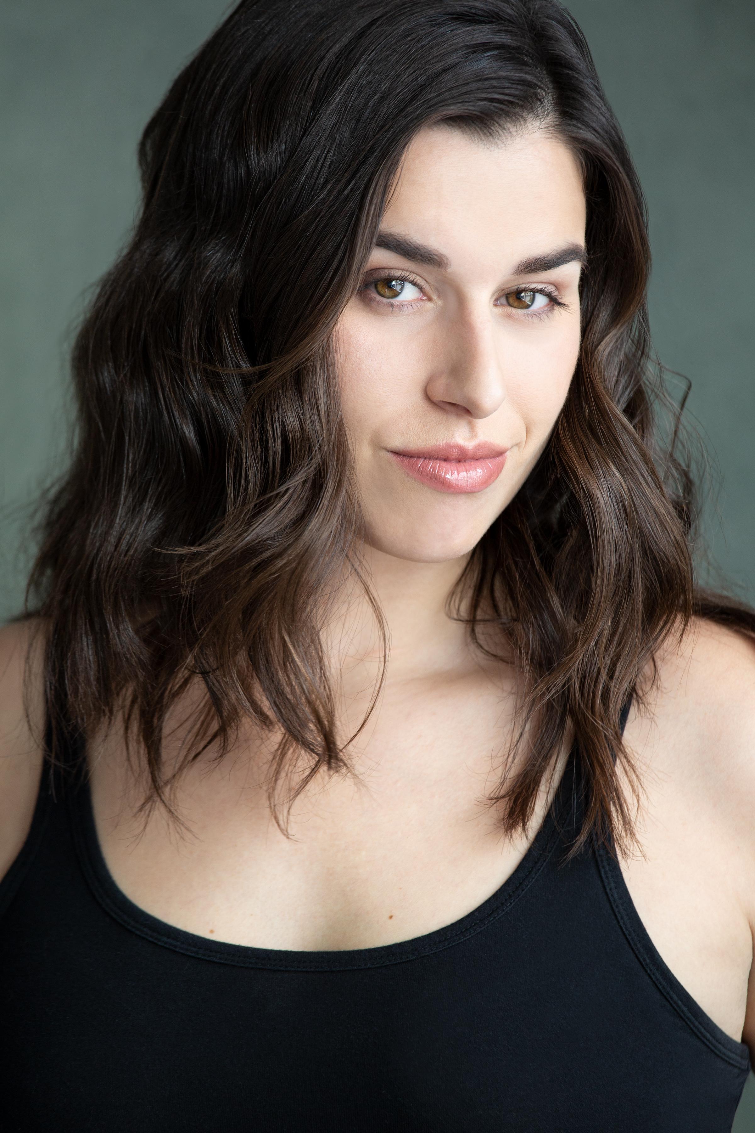 actor Alexandra Augustine large photo