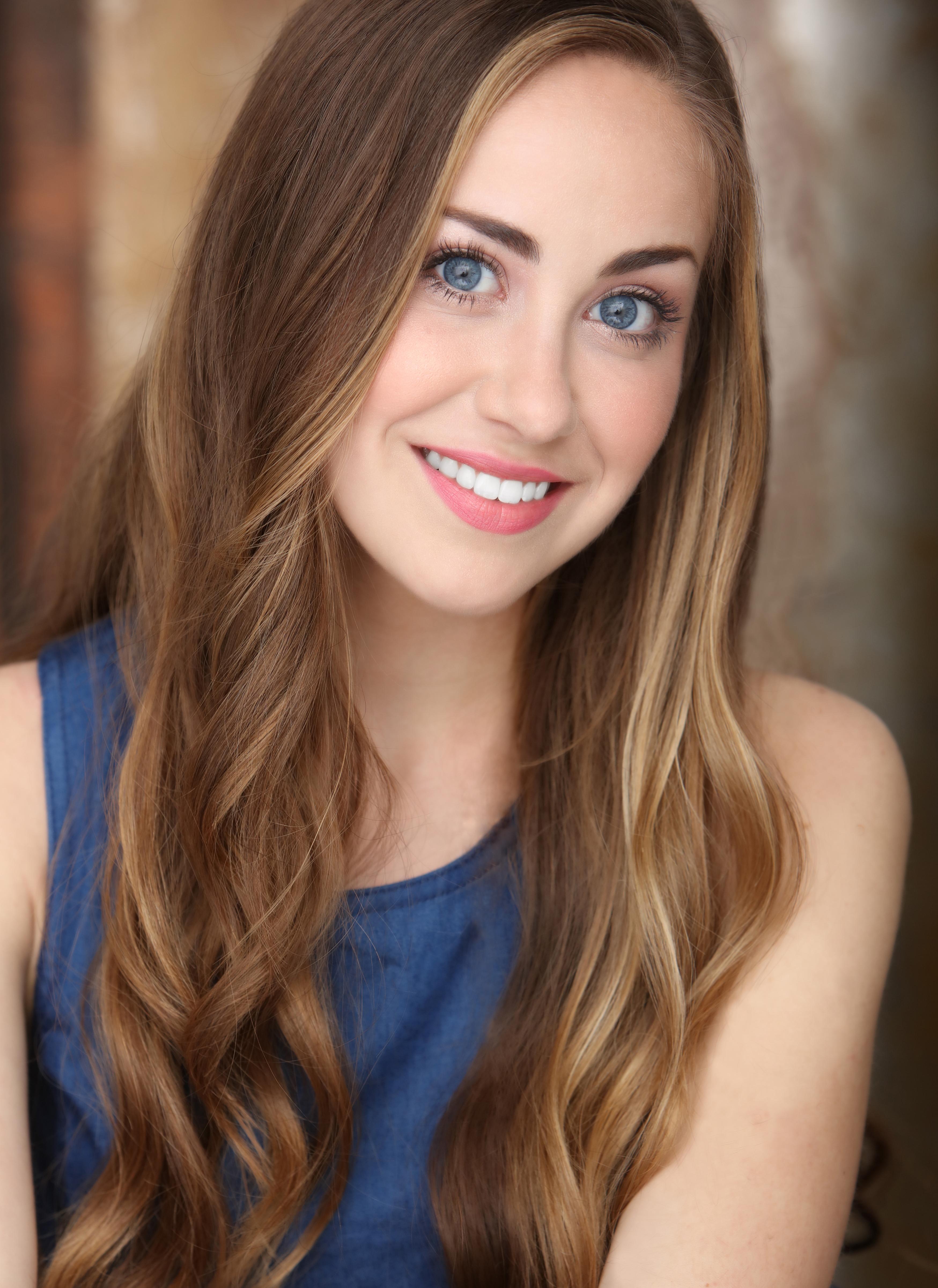 actor Haillye Young Miller large photo