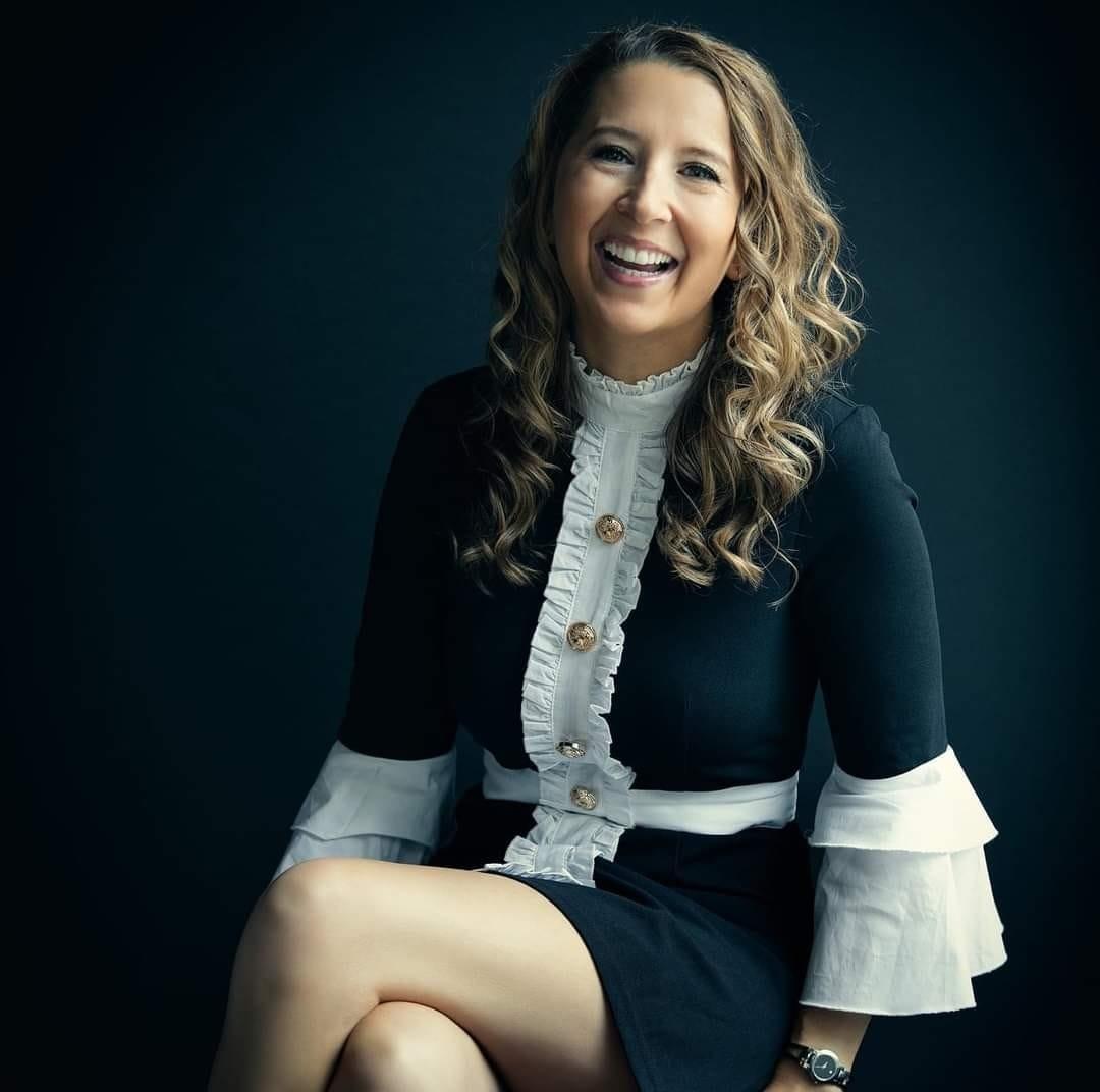 actor Heather Arendt large photo