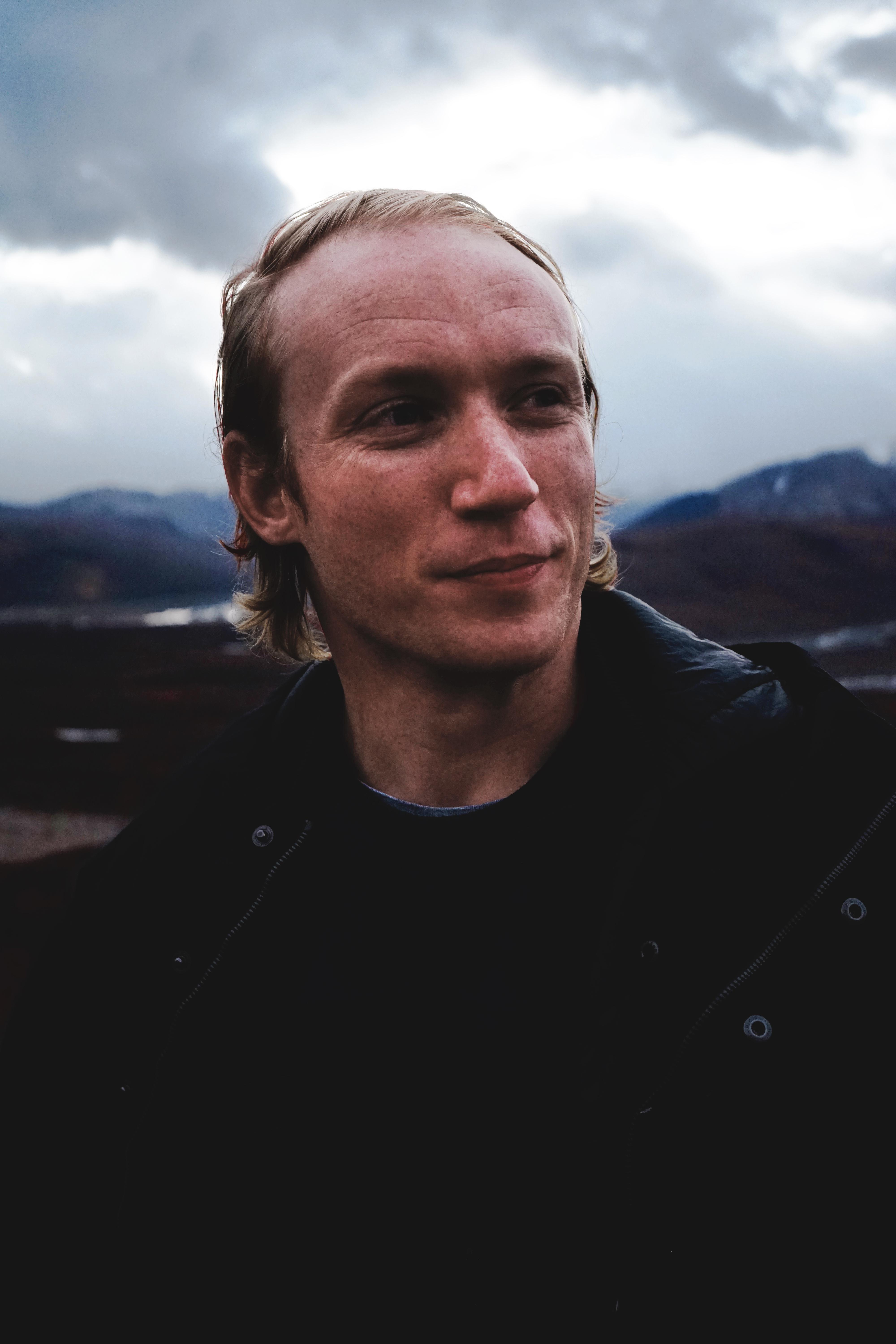 actor Ryan Eatherton large photo