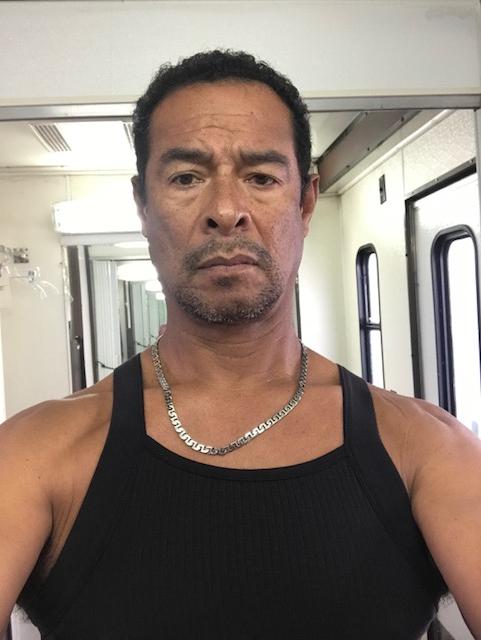 actor Victor Lozano large photo