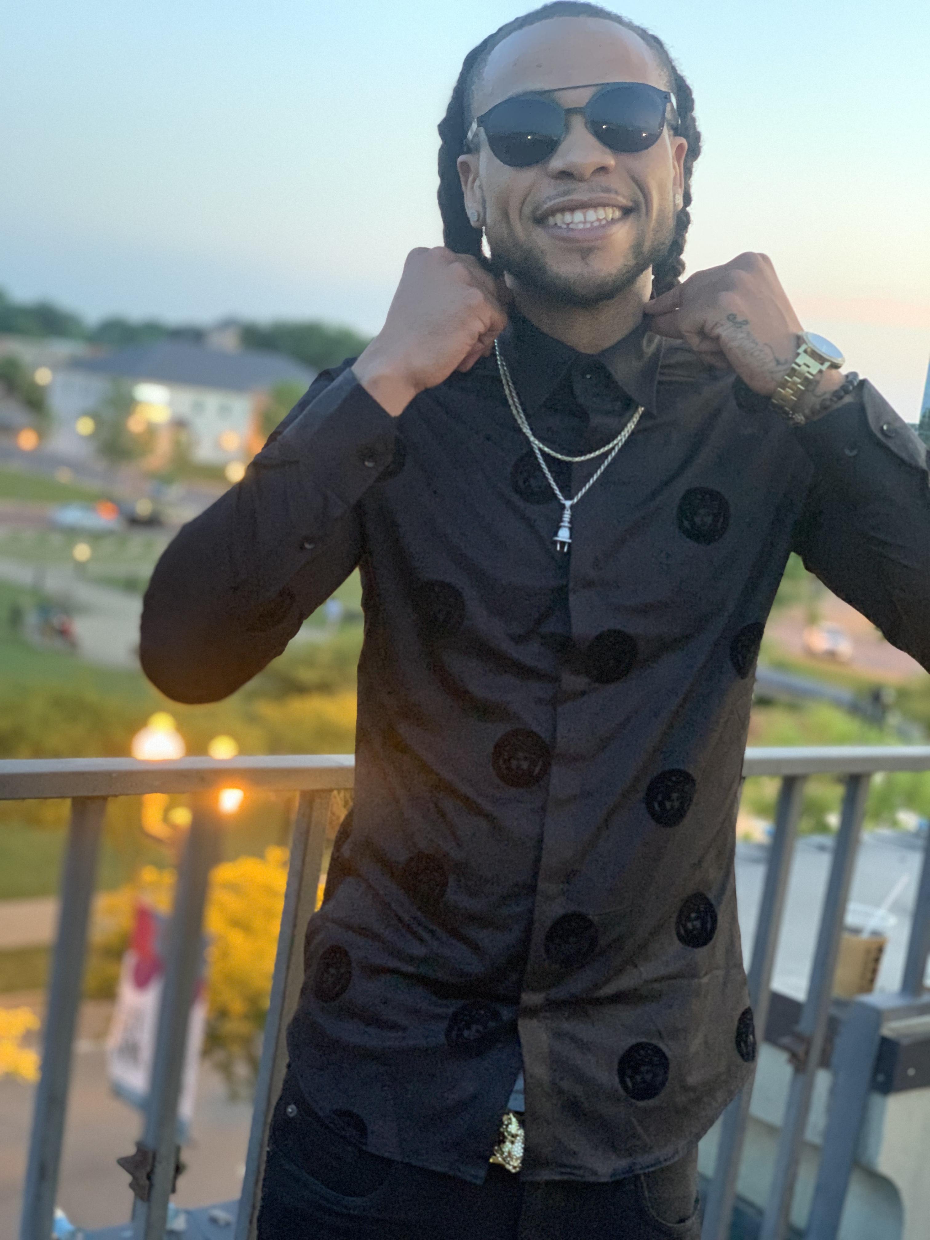 actor William Ezell large photo