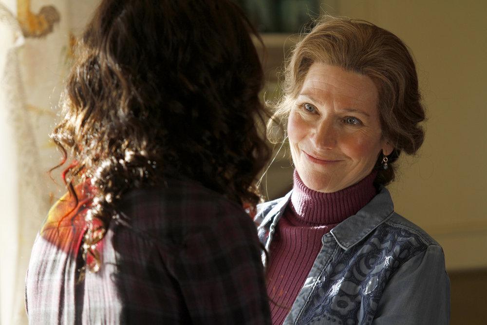 actor Holly Hayes large photo