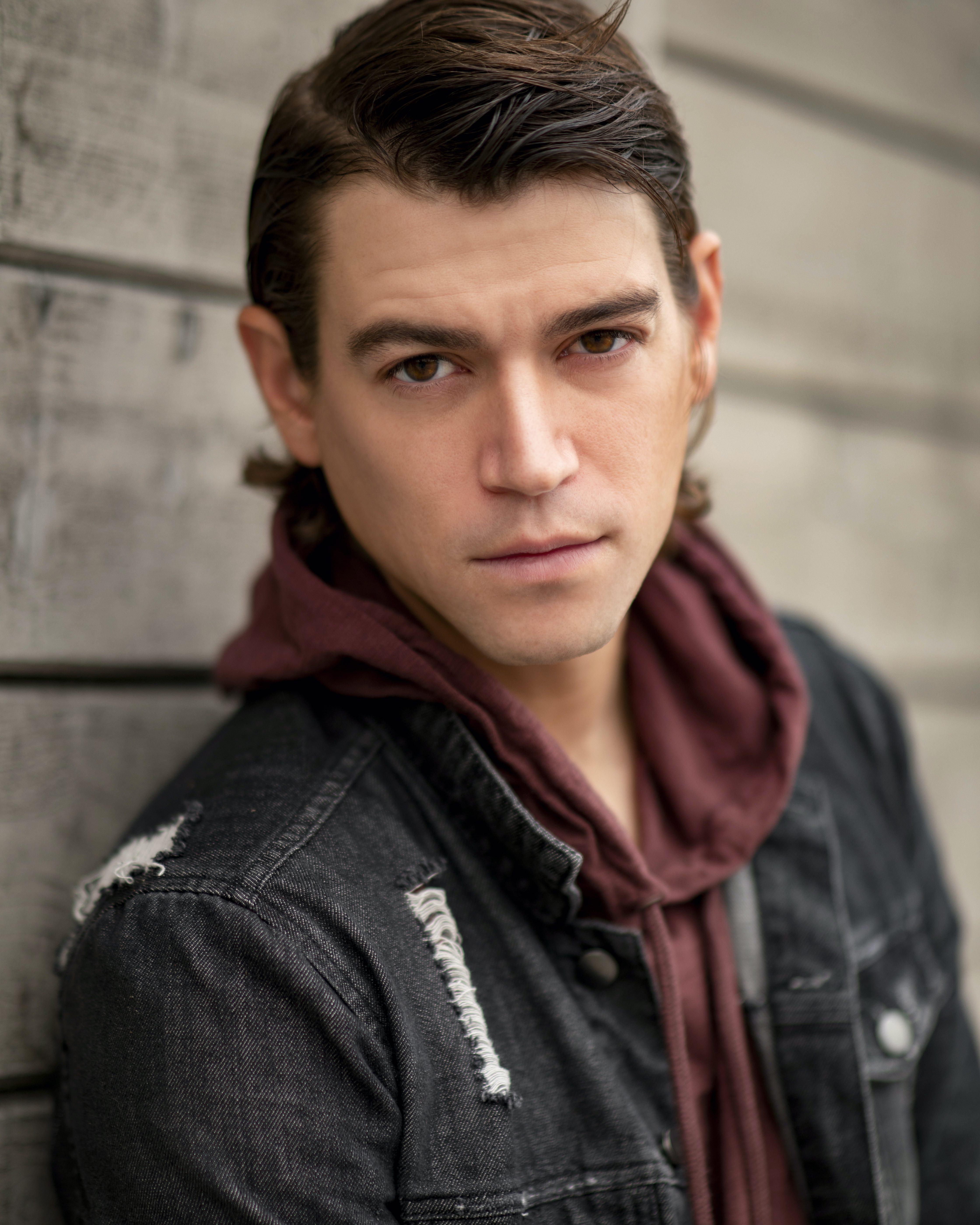 actor Mark Valeriano large photo