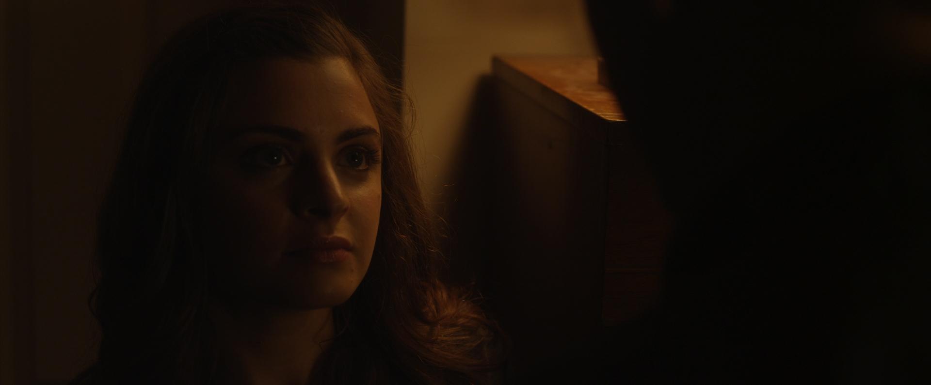 actor Stephanie Simbari large photo