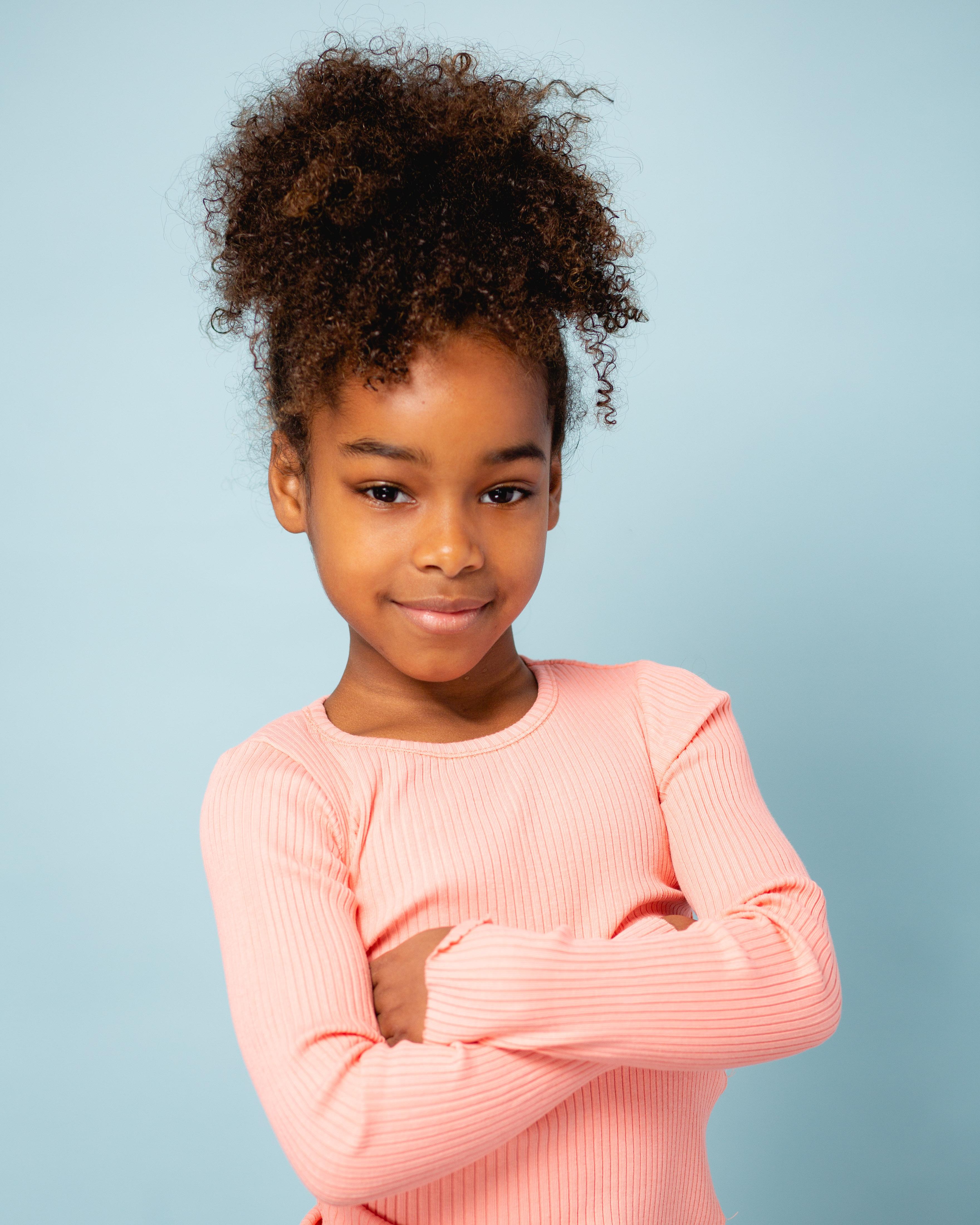 actor Adina Insley large photo