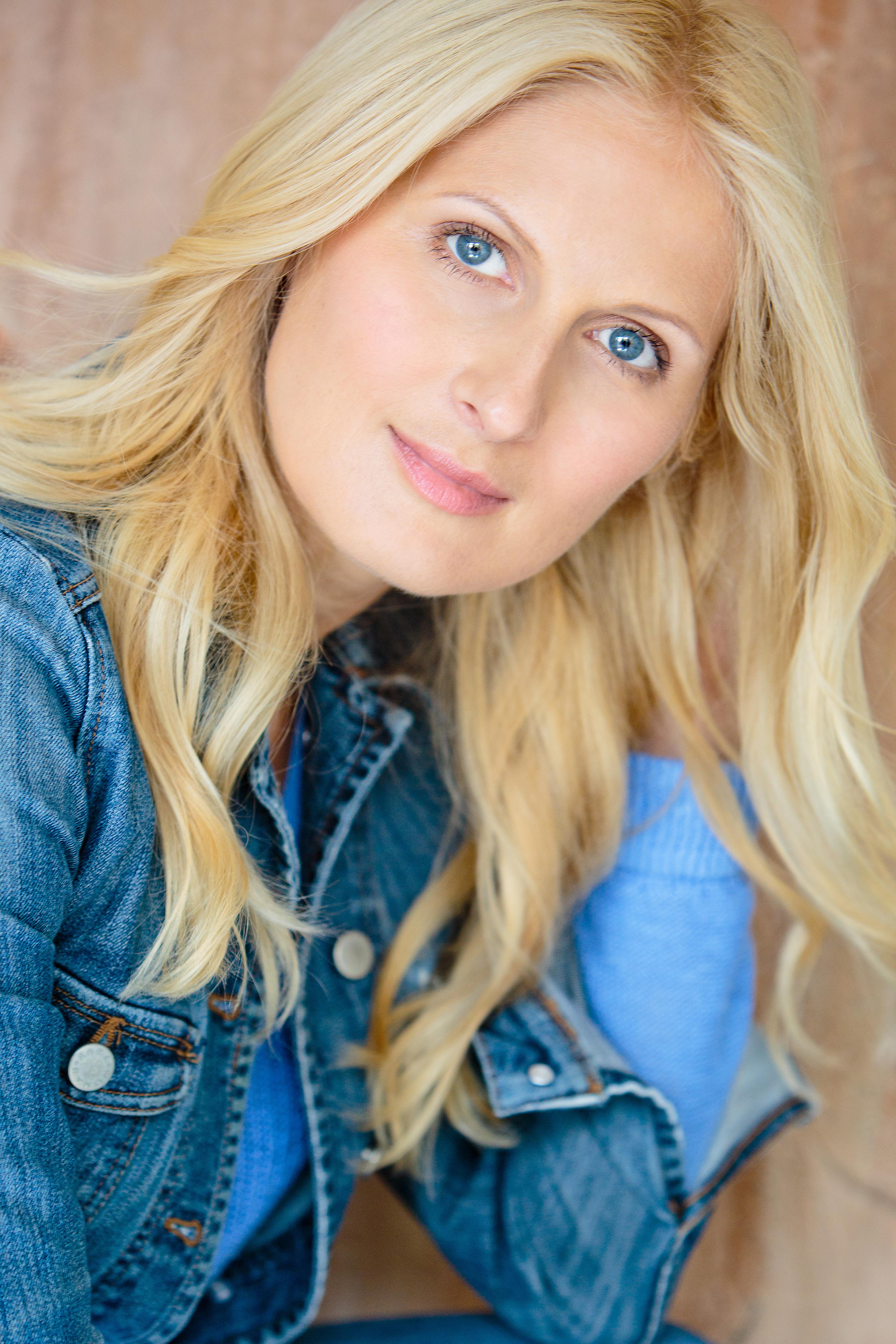 actor Kristel Elling large photo