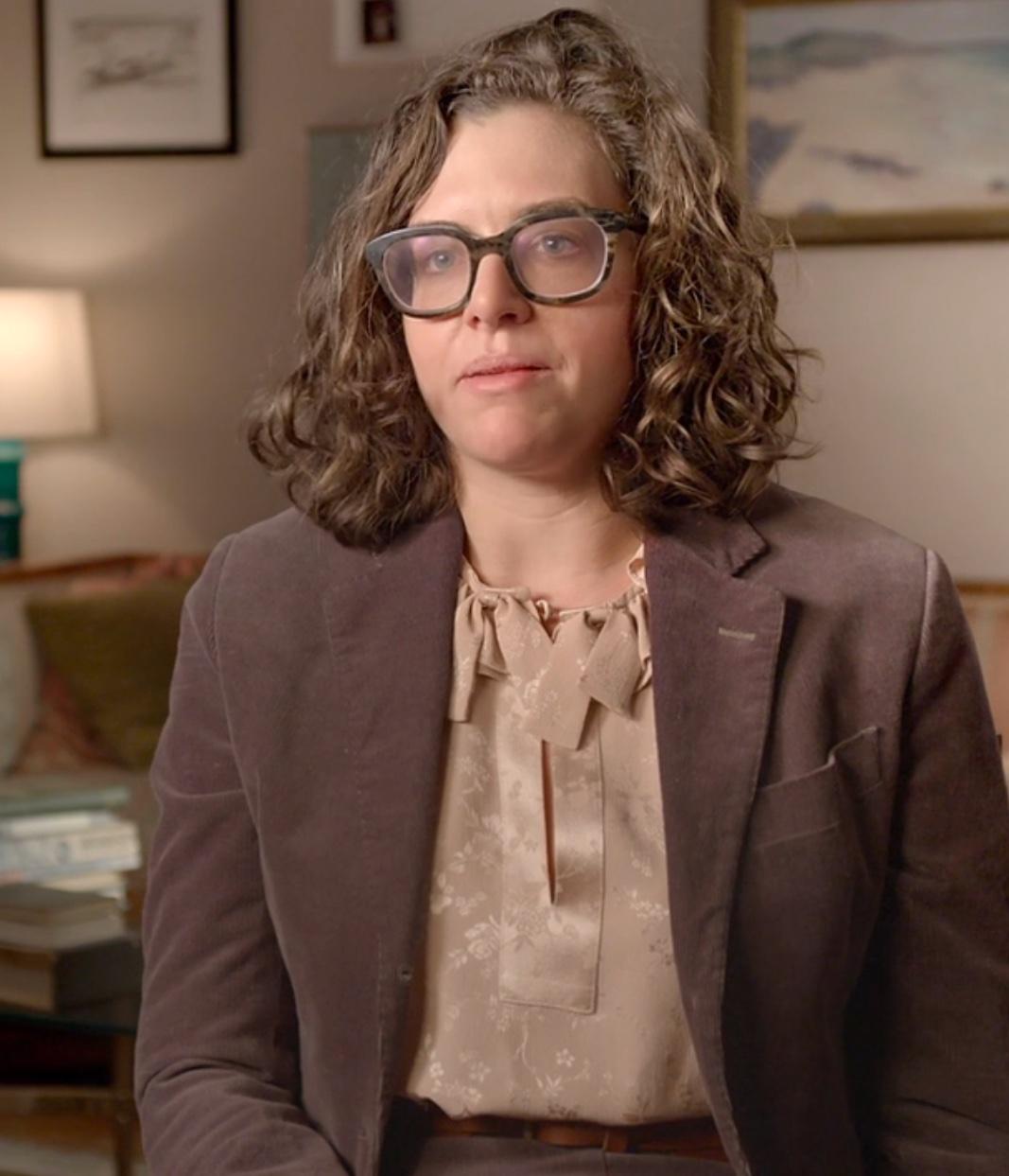 actor Sadie Stein large photo