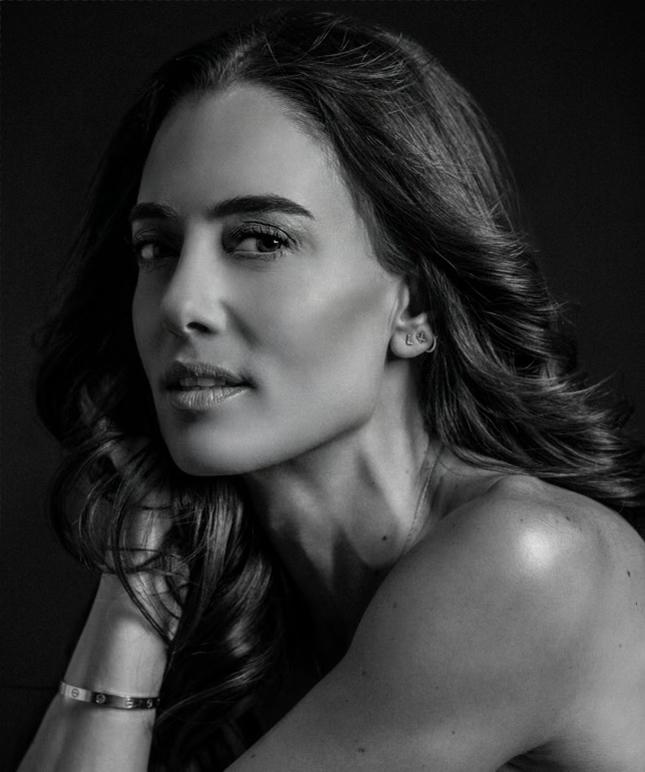 actor Leila Weisberg large photo