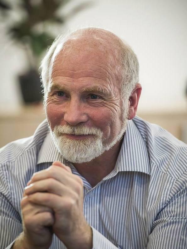 actor Tony Manders large photo