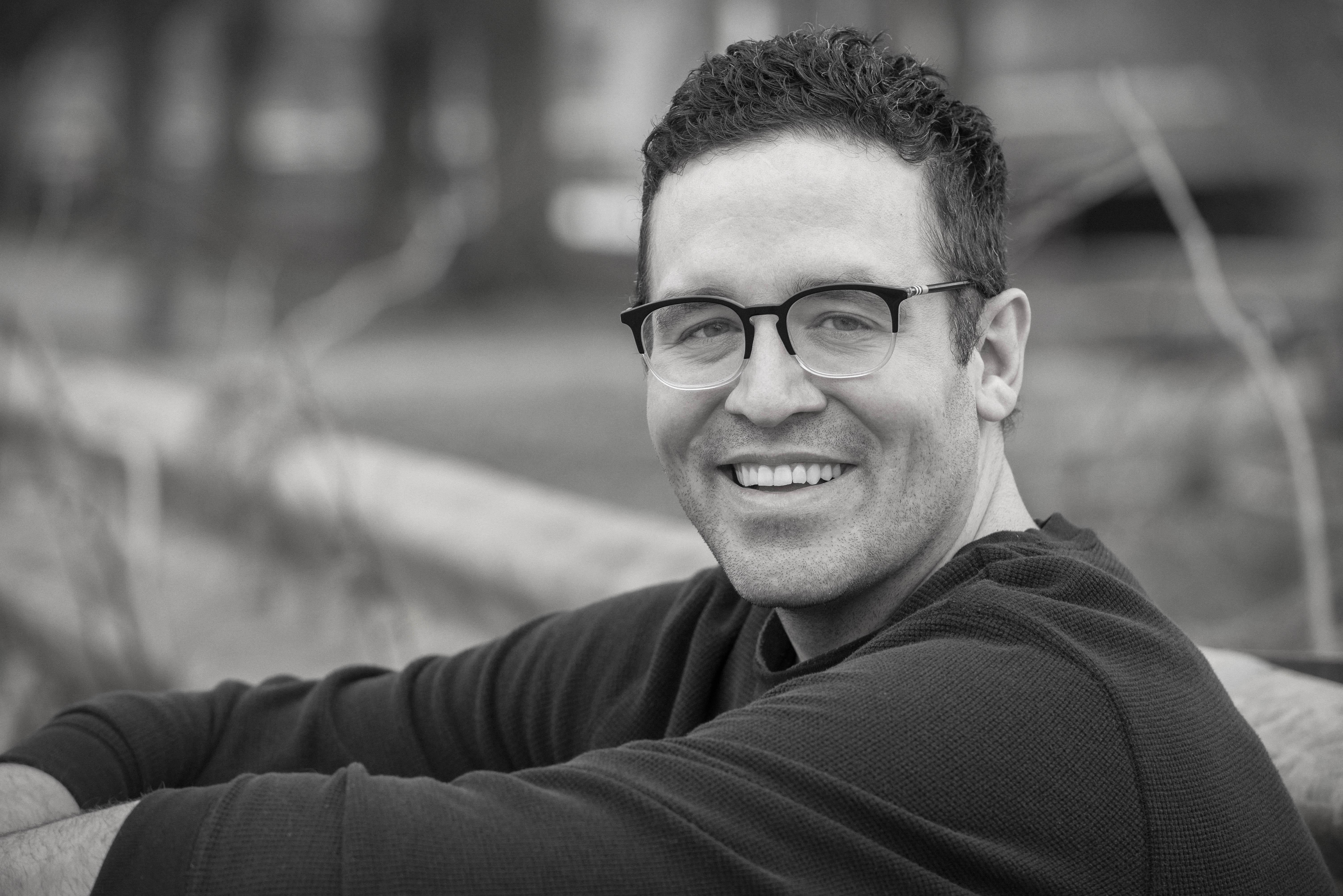 actor Doug Henderson large photo