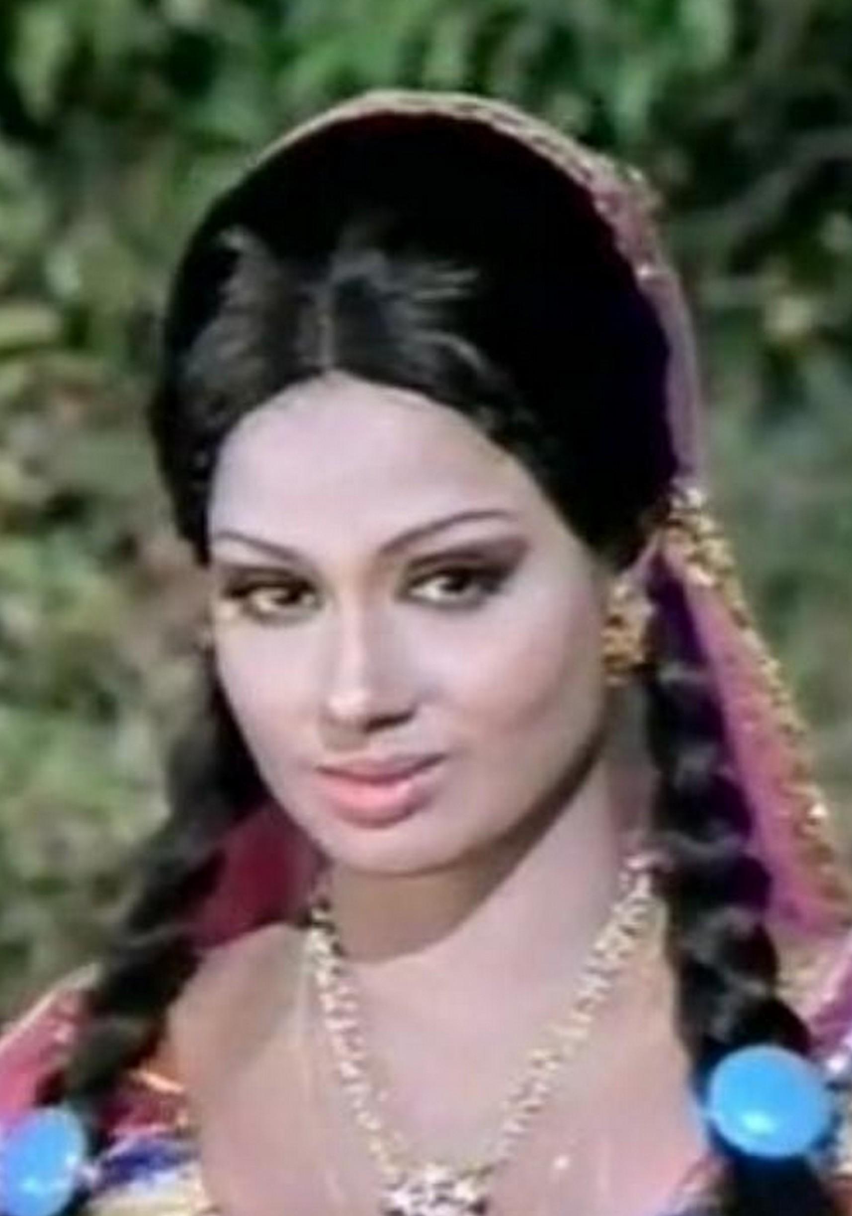 actor Padma Khanna large photo