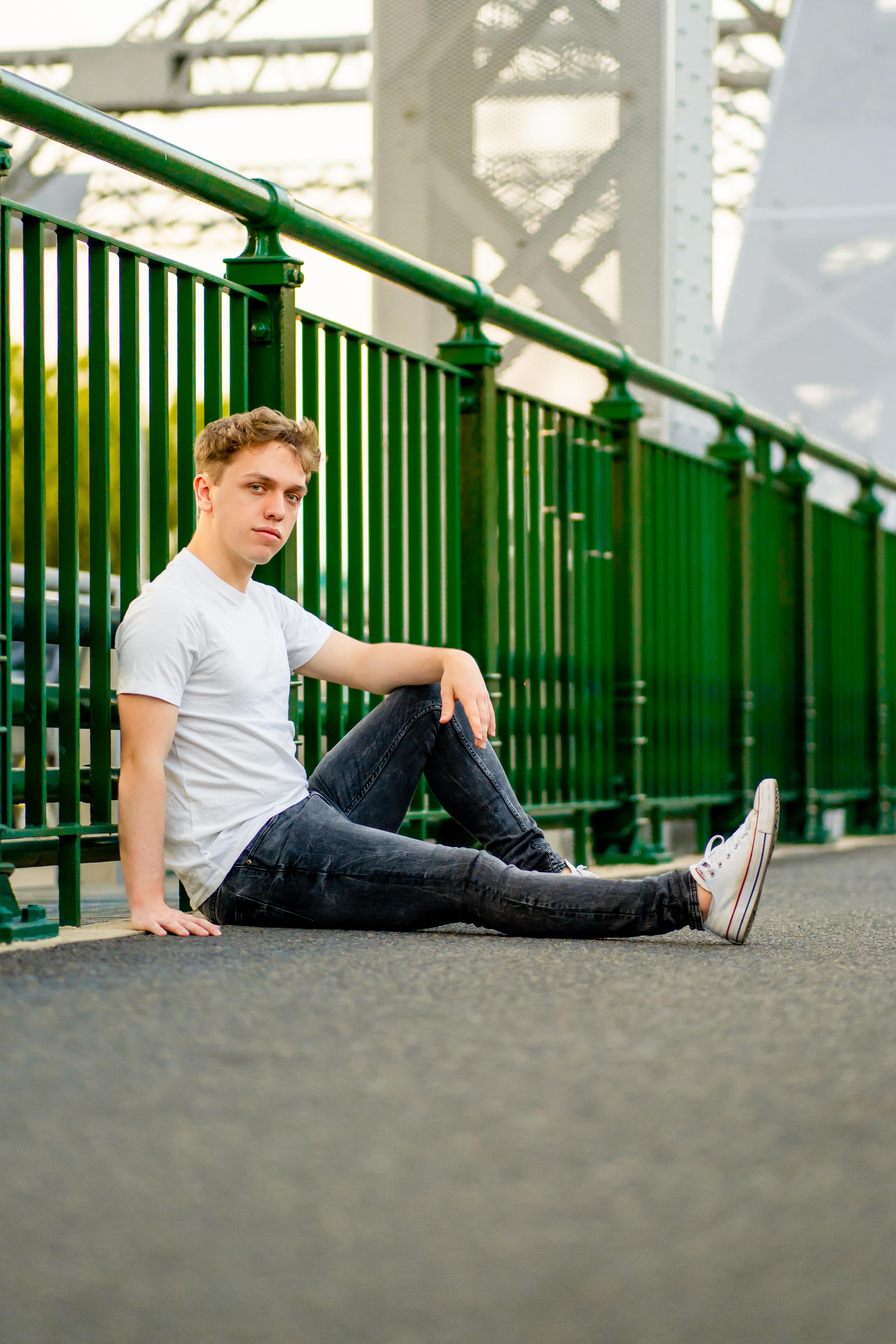 actor James Calder large photo