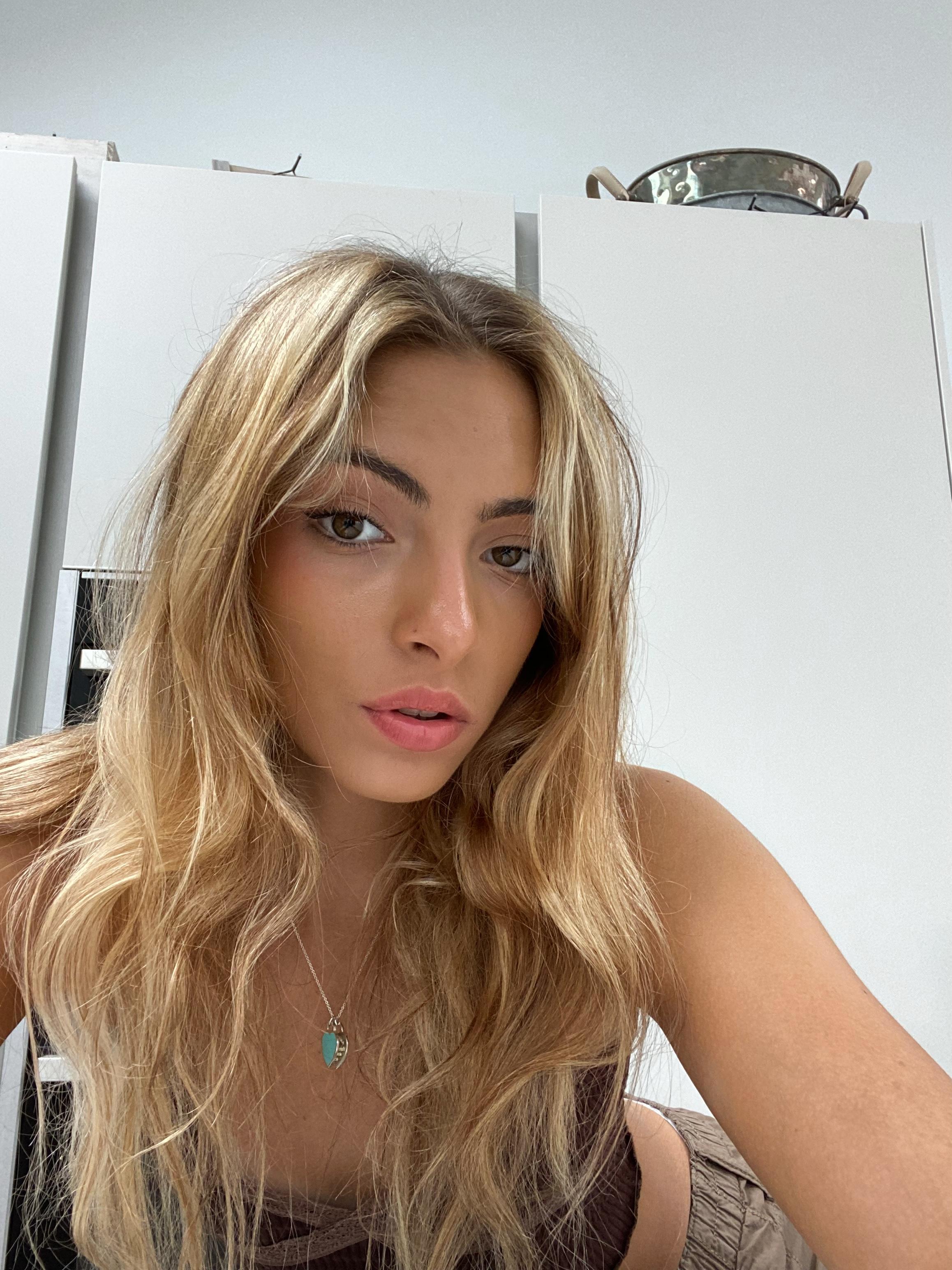 actor Lowri Watts-Joyce large photo