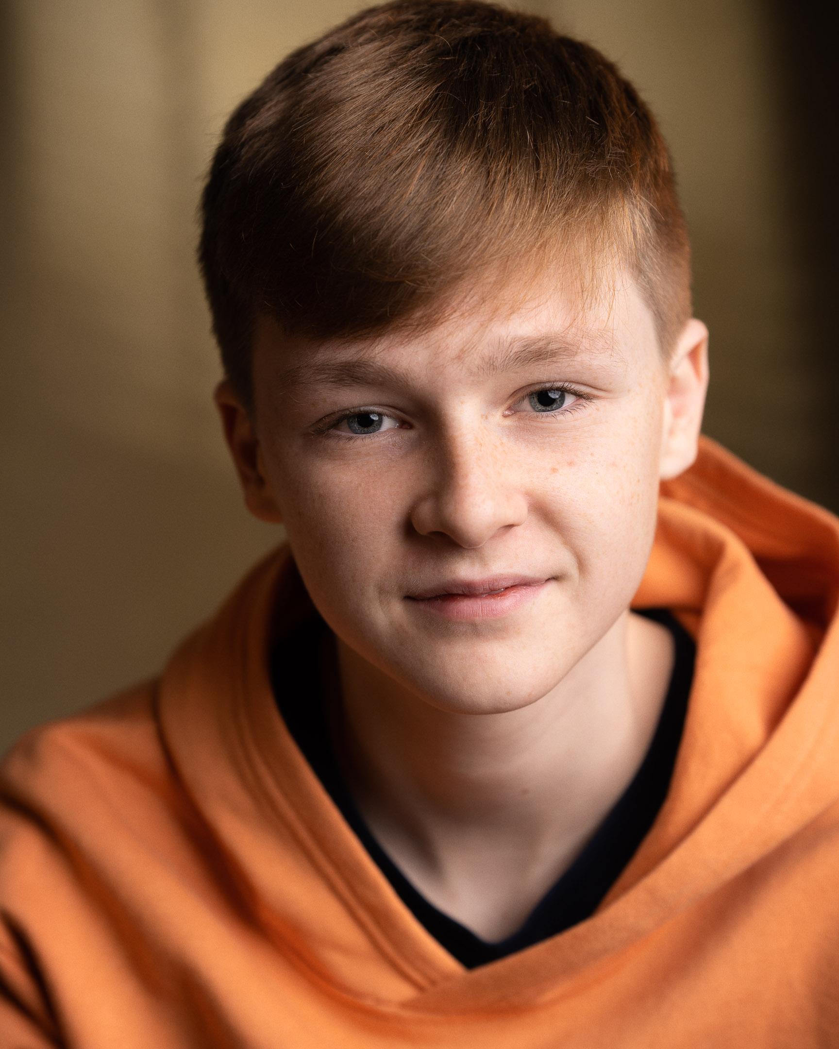 actor Adam Robb large photo