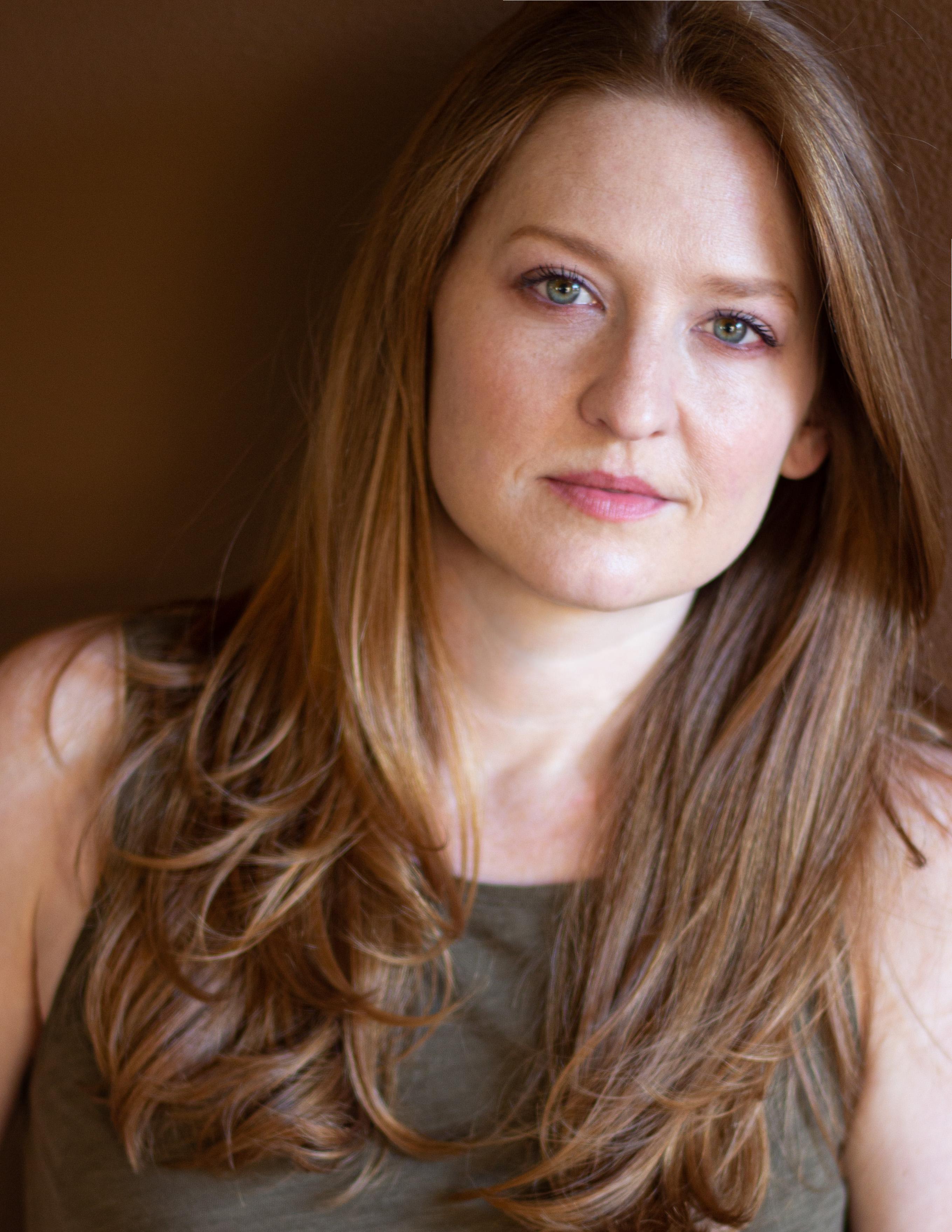 actor Nicole Wyland large photo