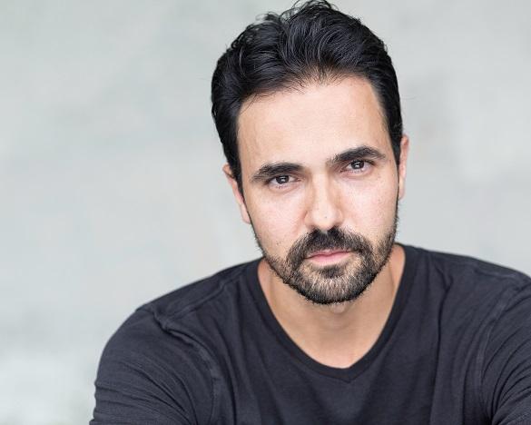 actor Rafael Sardina large photo