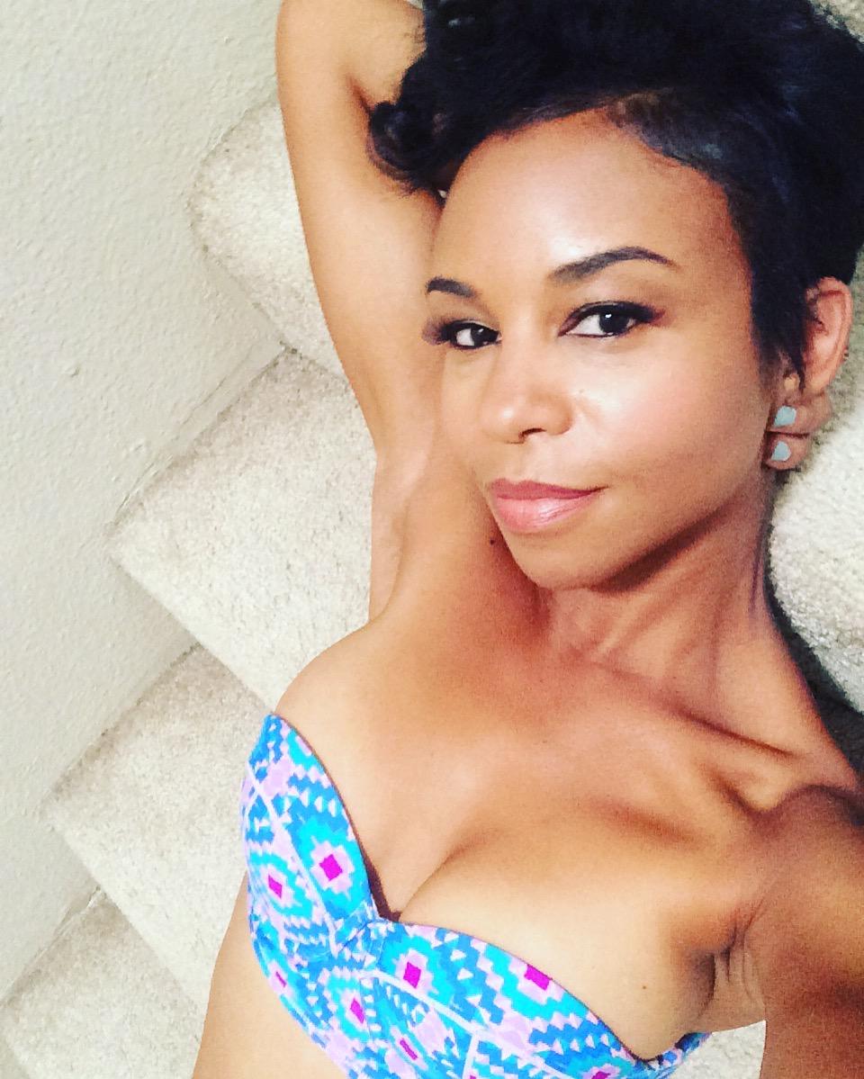 actor Aasha Davis large photo