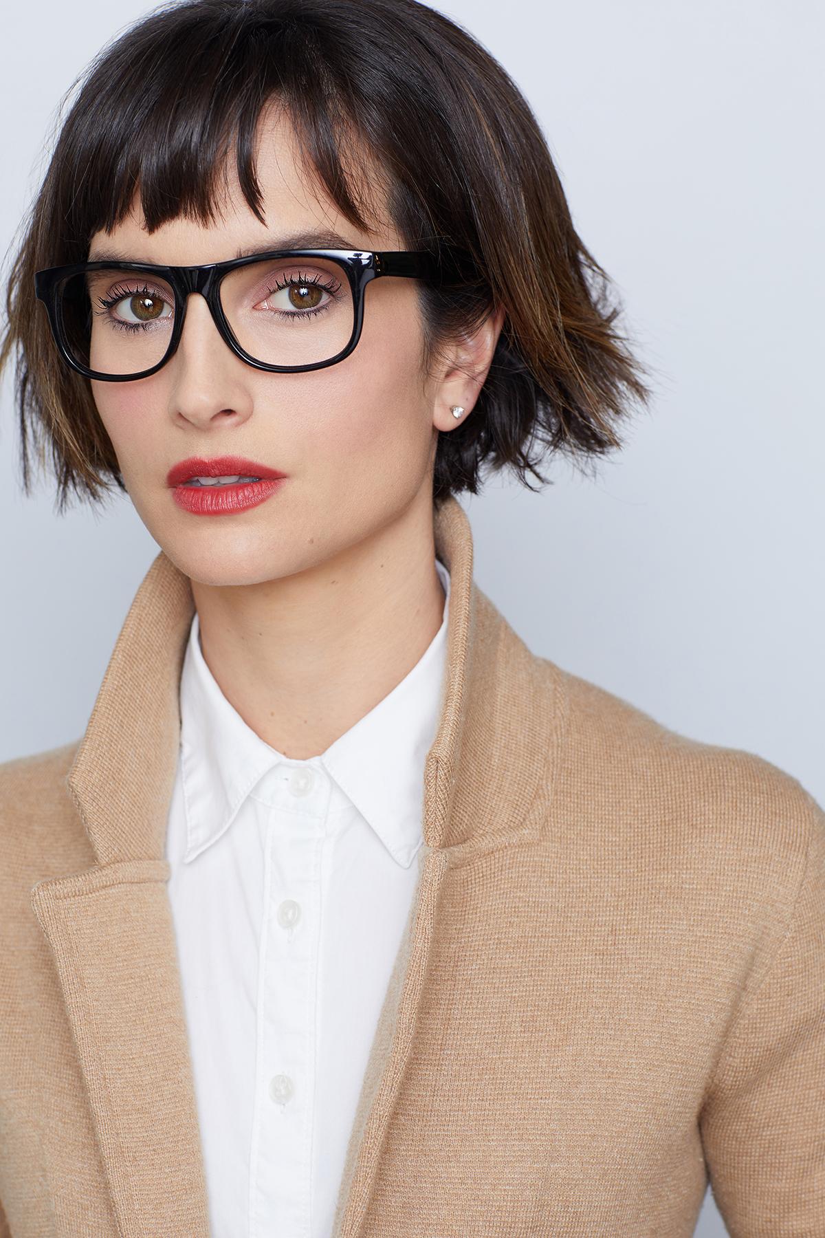 actor Lauren Waites large photo