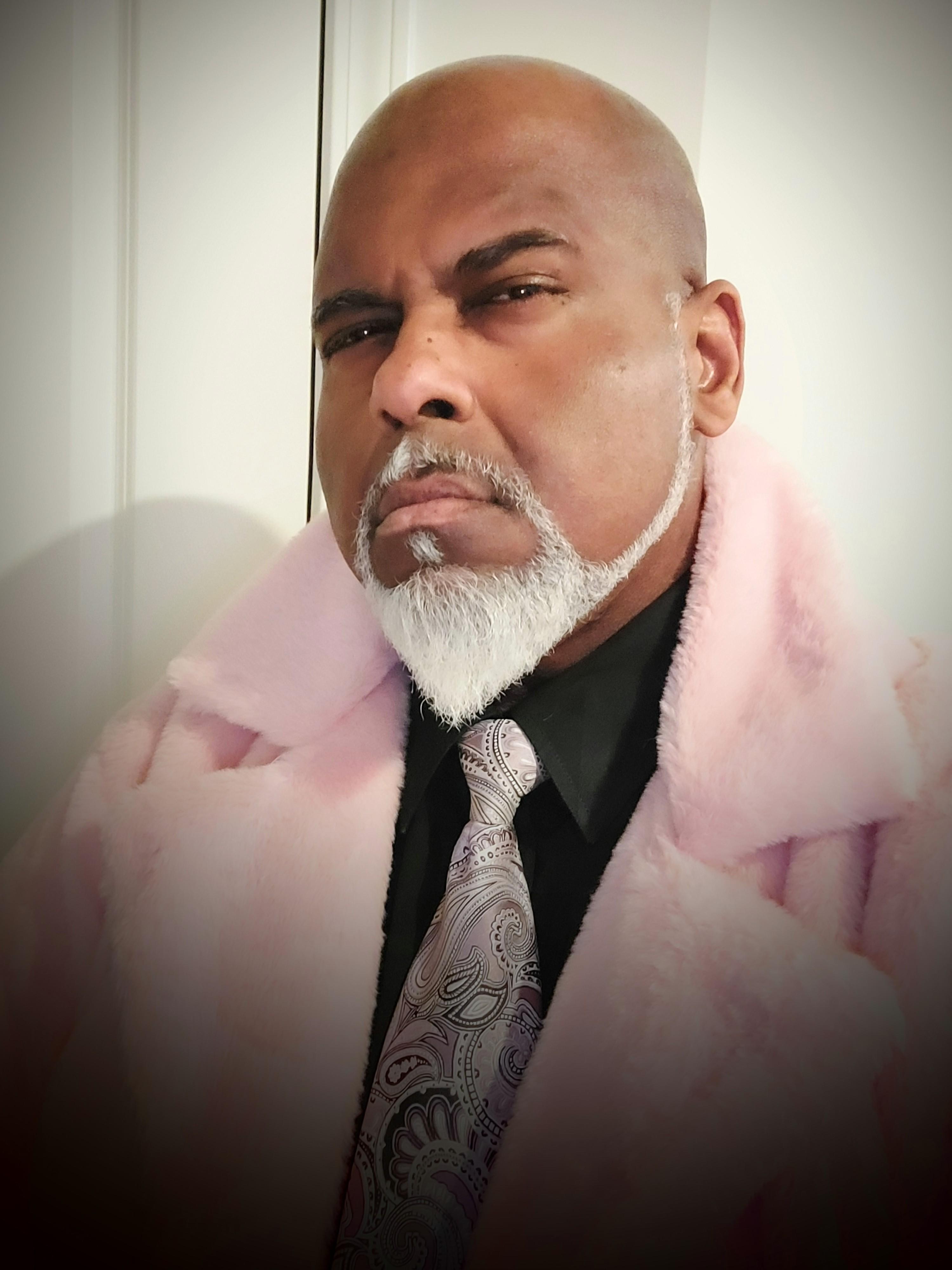 actor Damon L. Kelly large photo