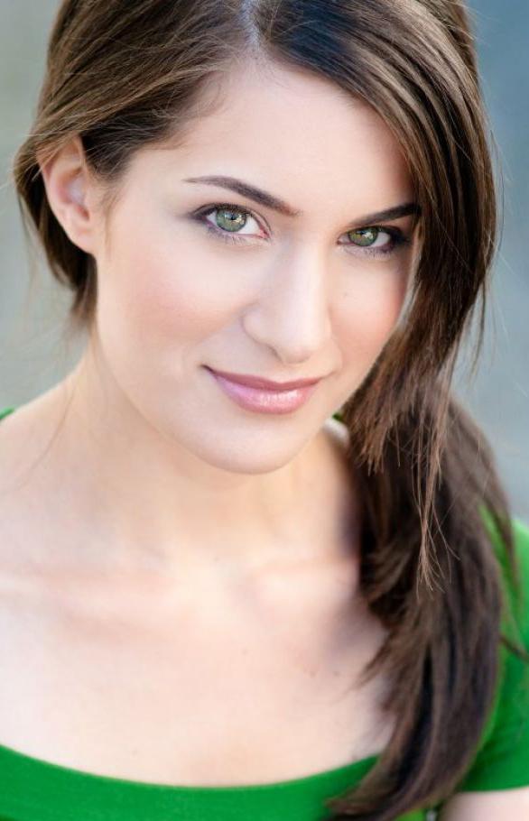 actor Stephanie Greco large photo