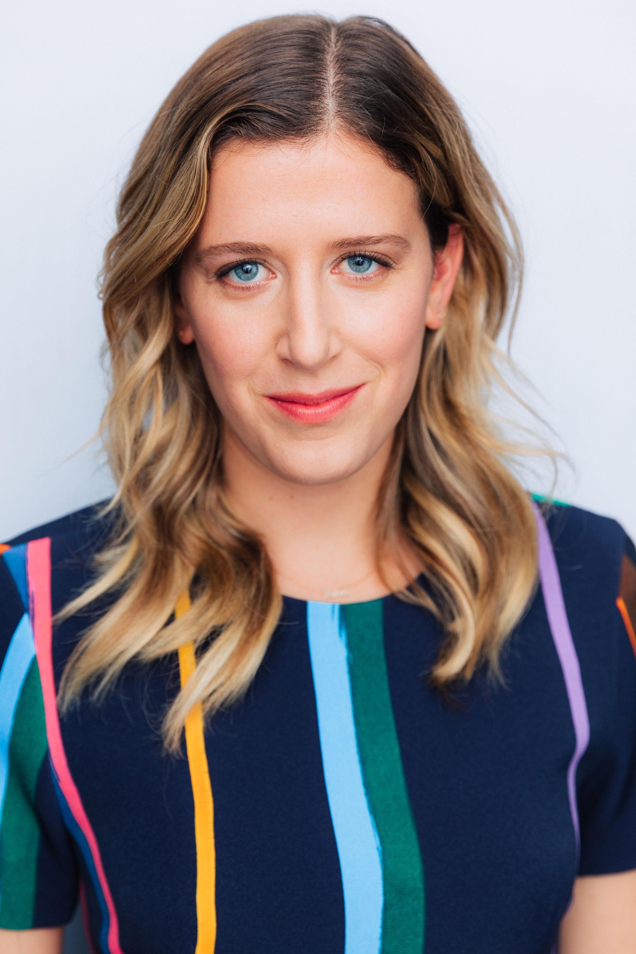 actor Genevieve Adams large photo