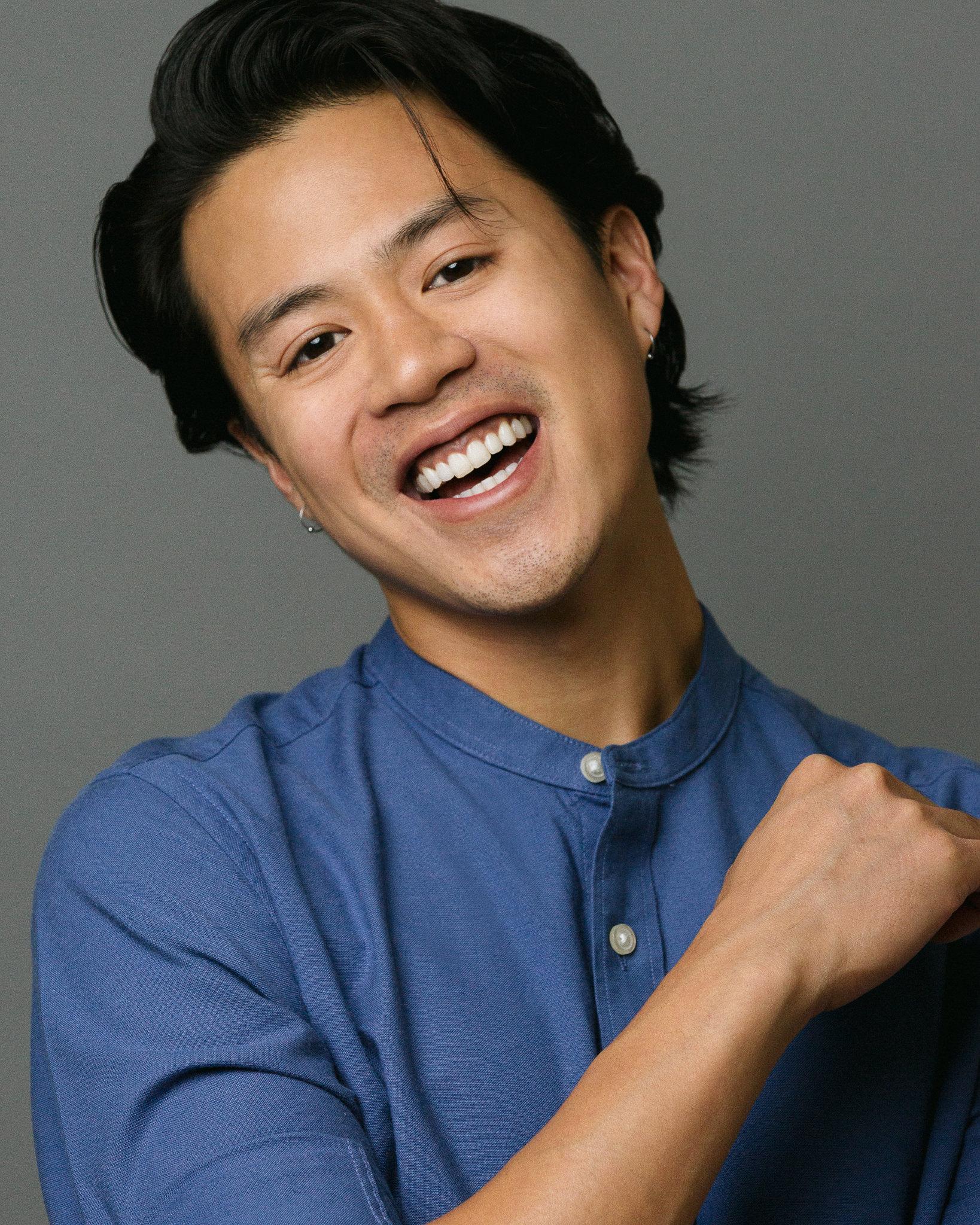 actor Tobit Raphael Capati large photo