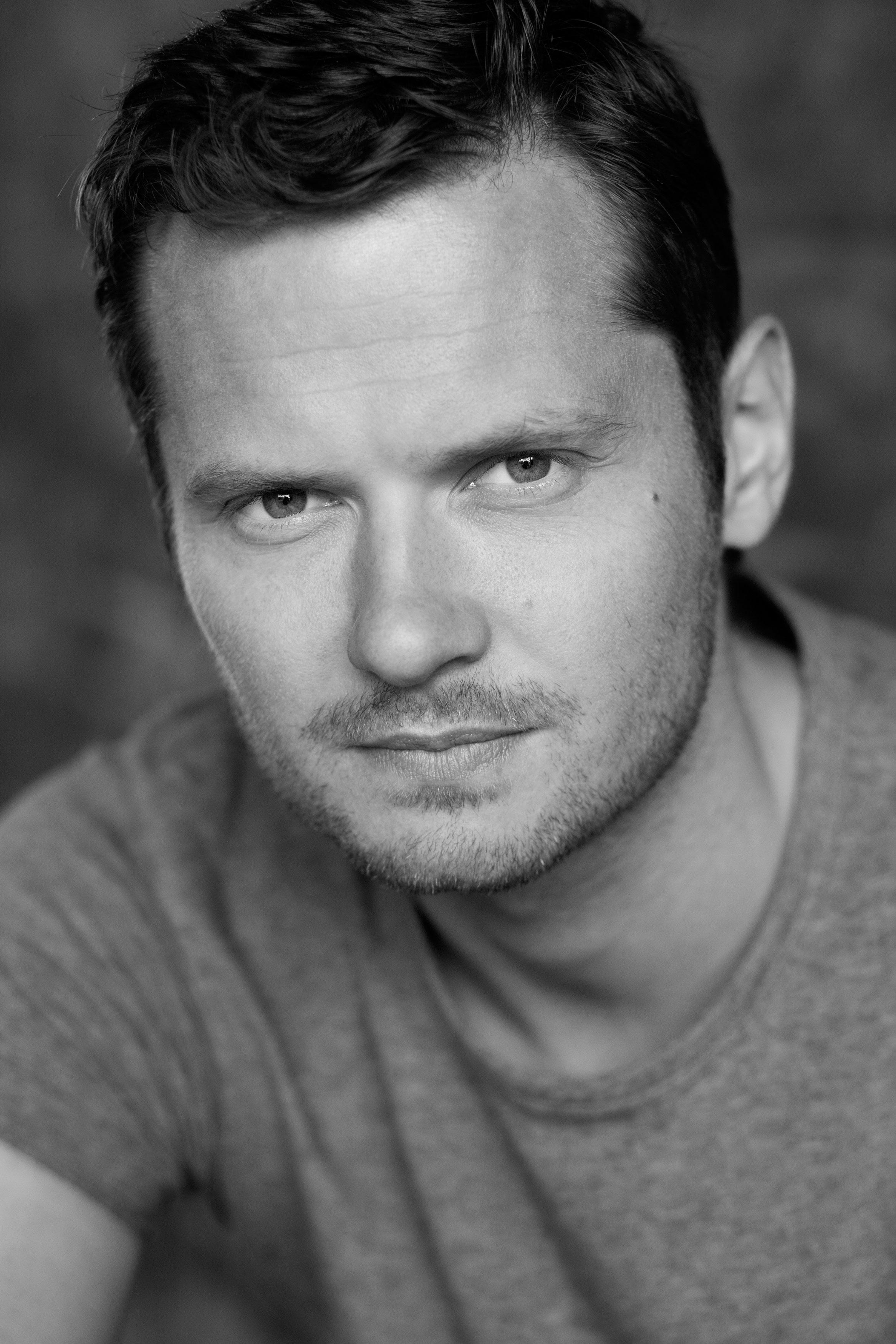 actor Elliott Jordan large photo