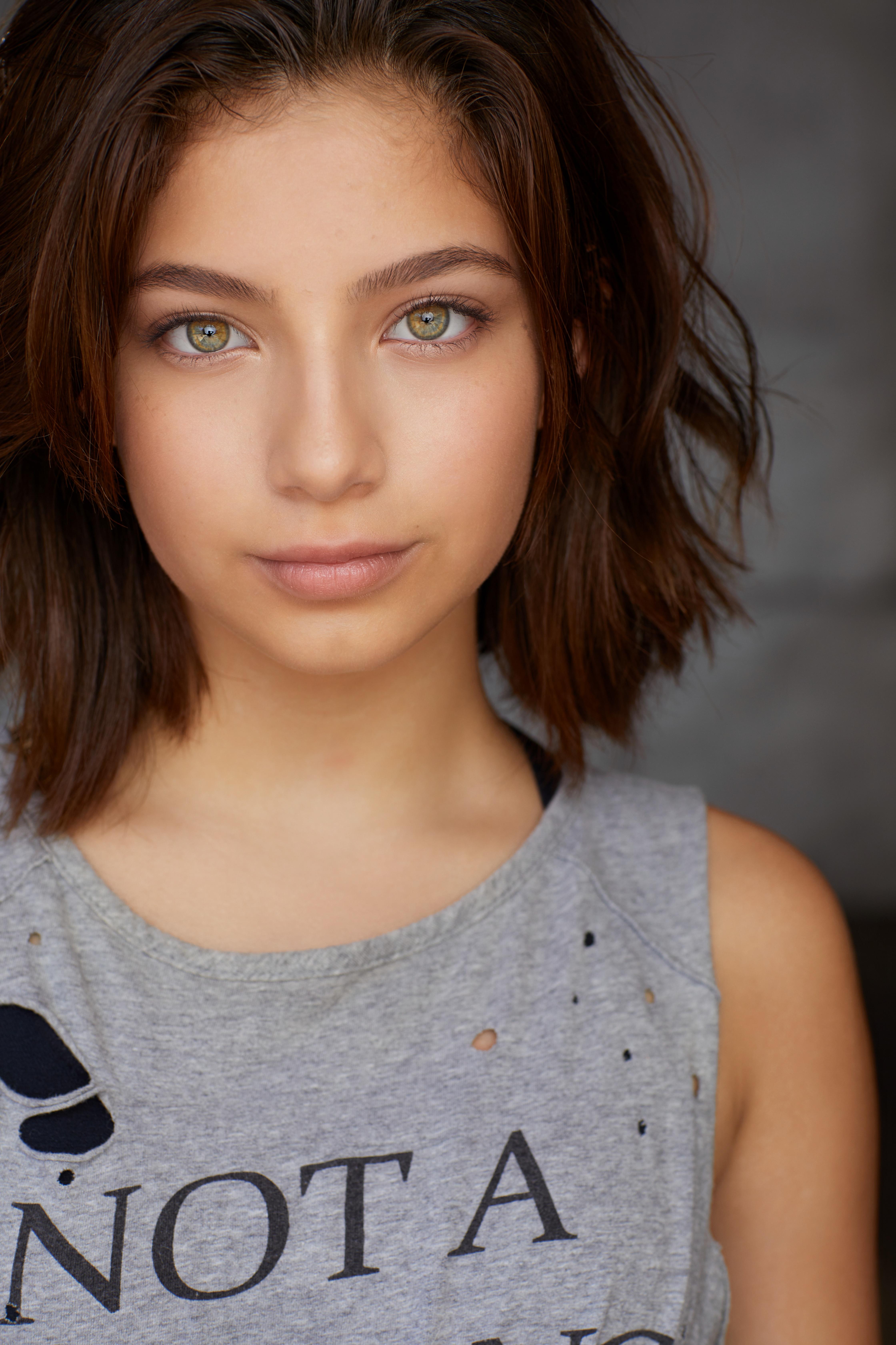 actor Venus Ariel large photo