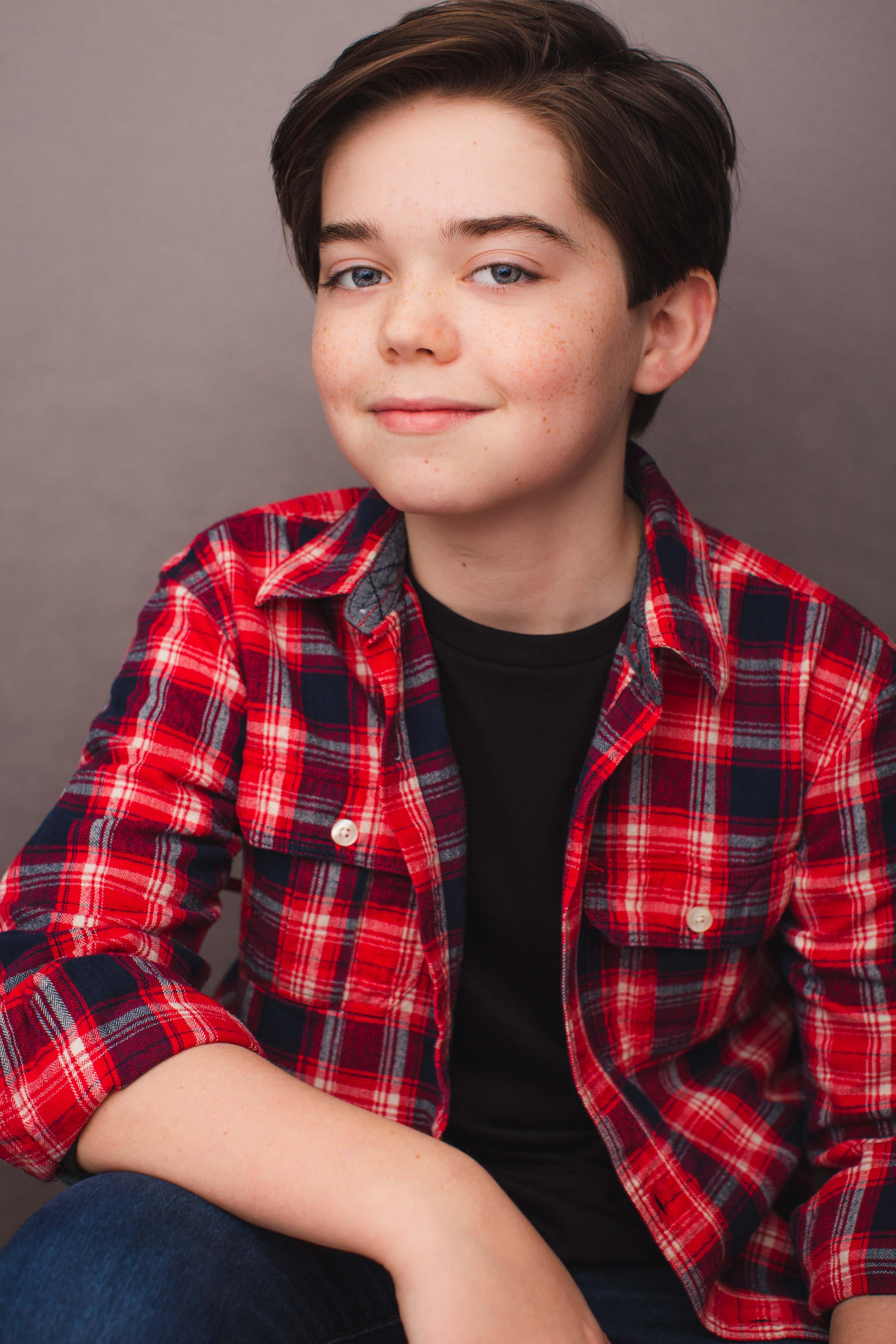 actor Asher Edgecliffe-Johnson large photo