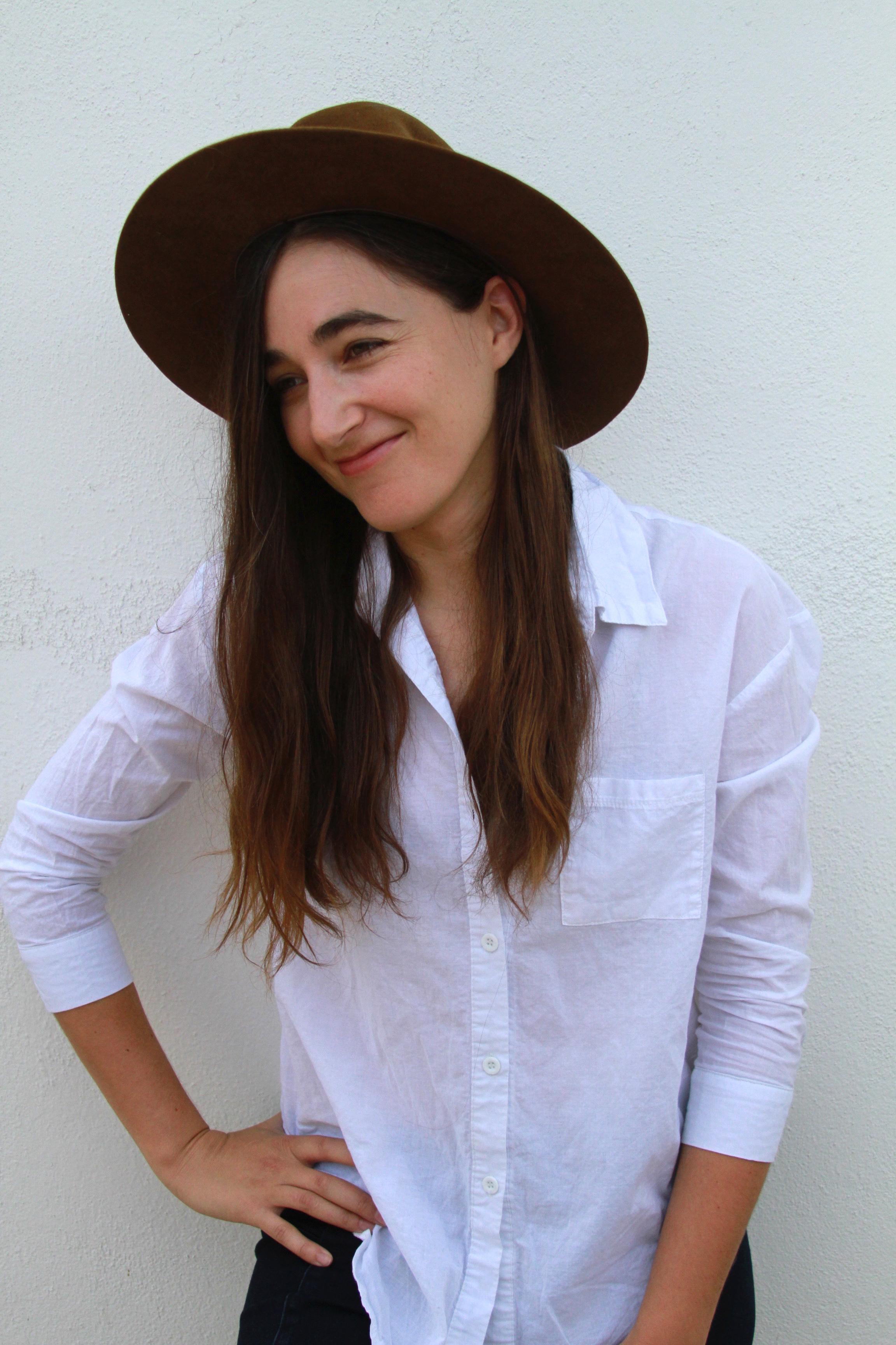 actor Sarah Adina Smith large photo