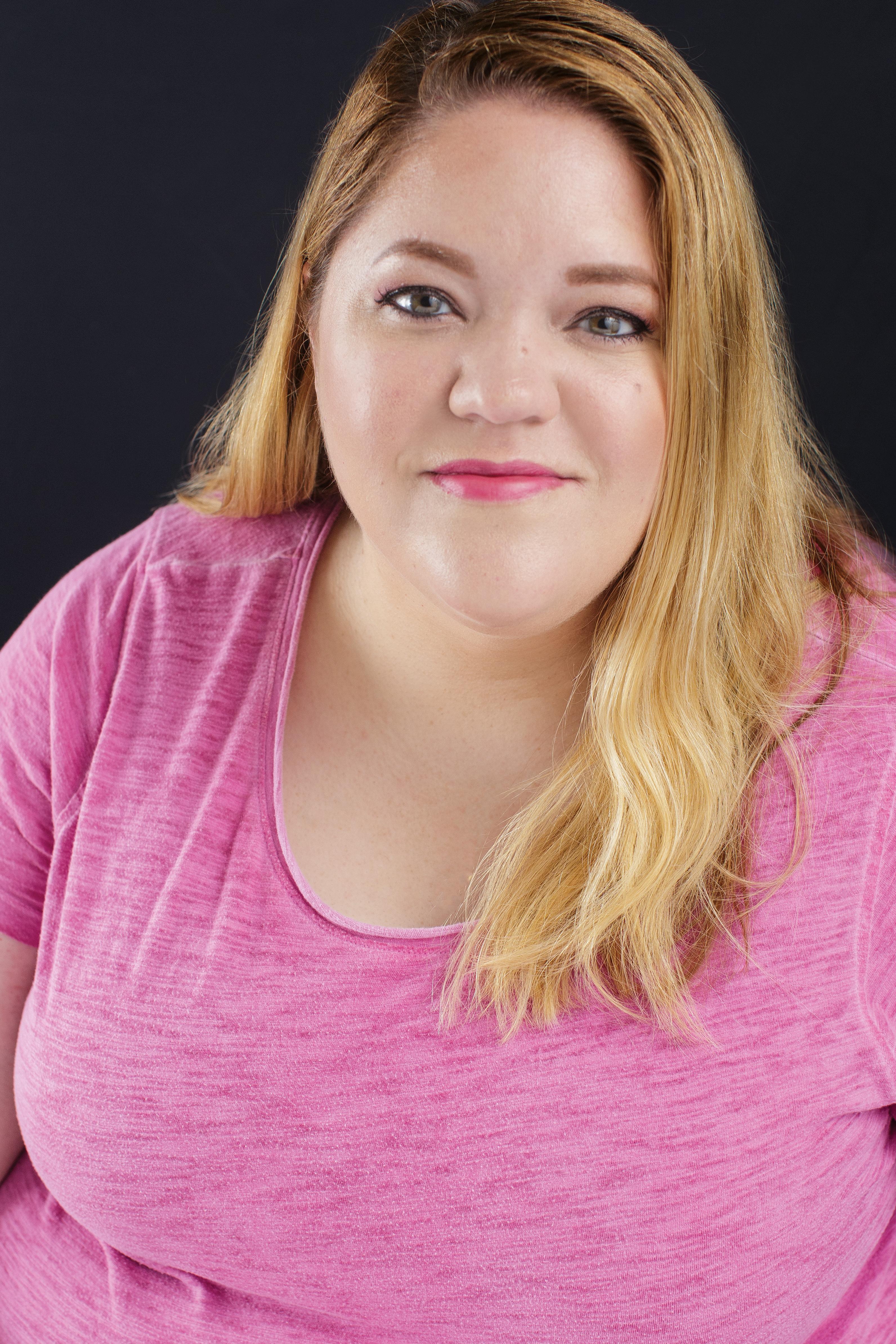 actor Katie Sills large photo