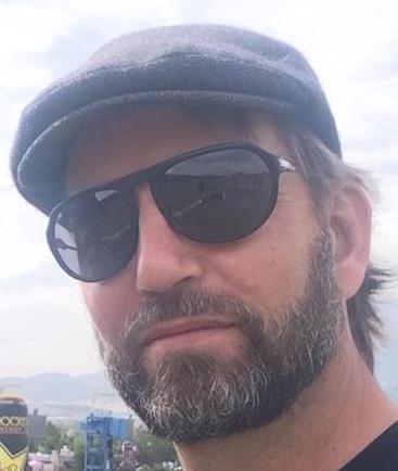 actor Brian Thomas Evans large photo