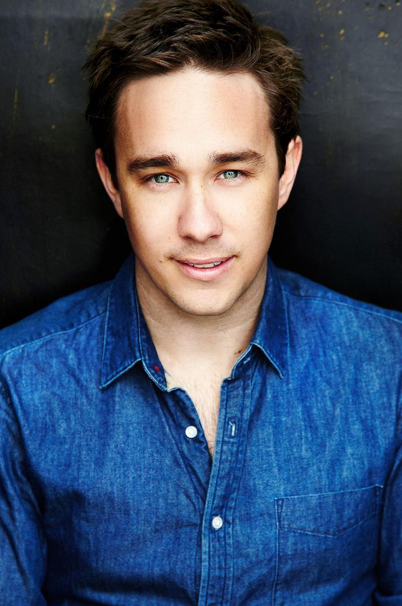 actor Todd Leigh large photo