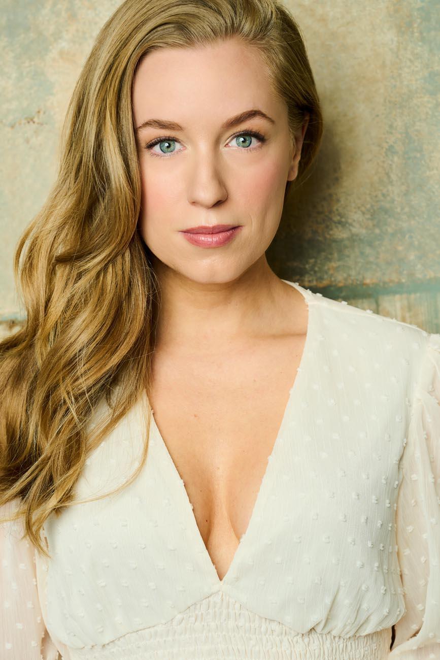 actor Jamie Miller large photo