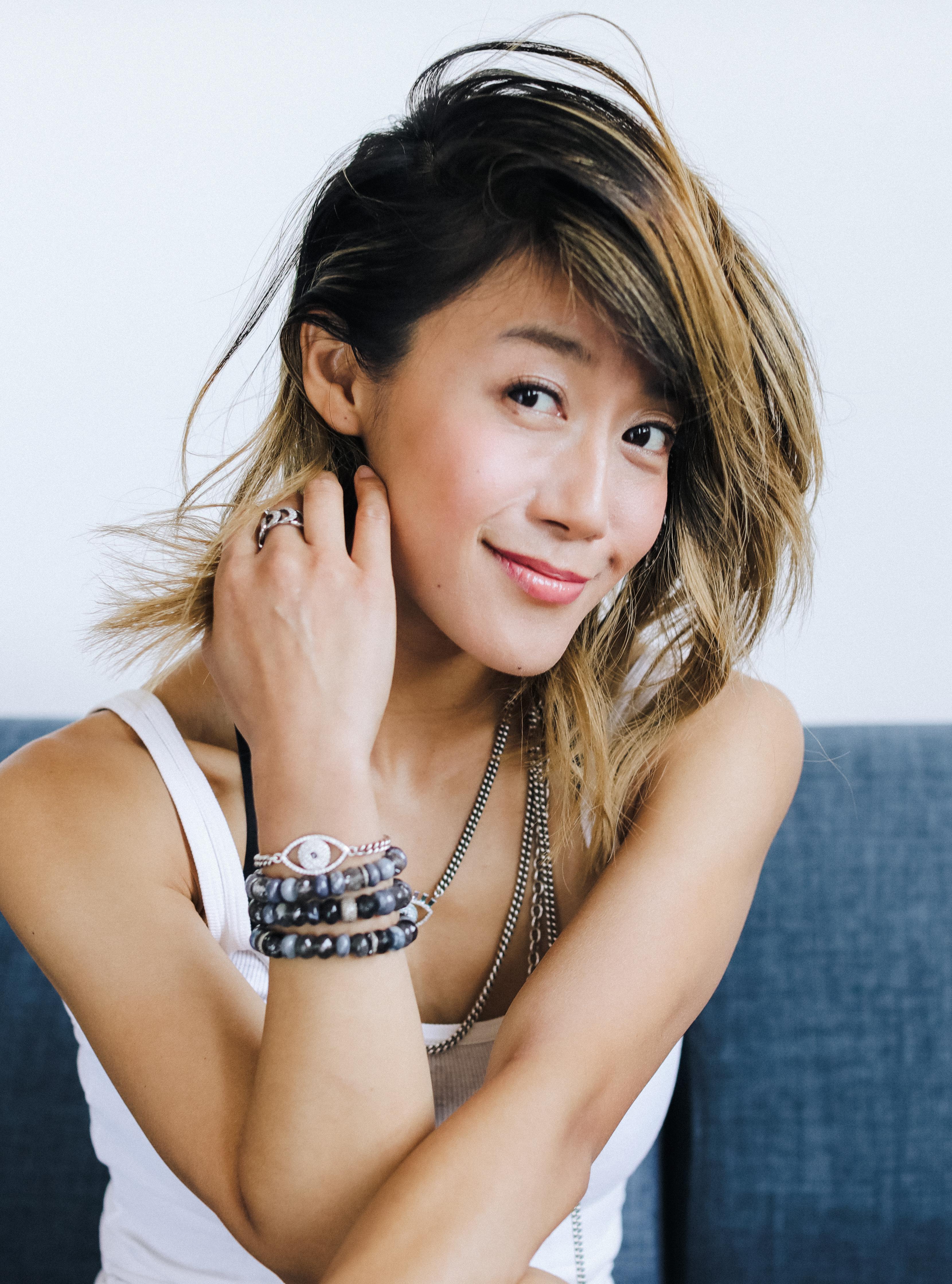 actor Julie Zhan large photo