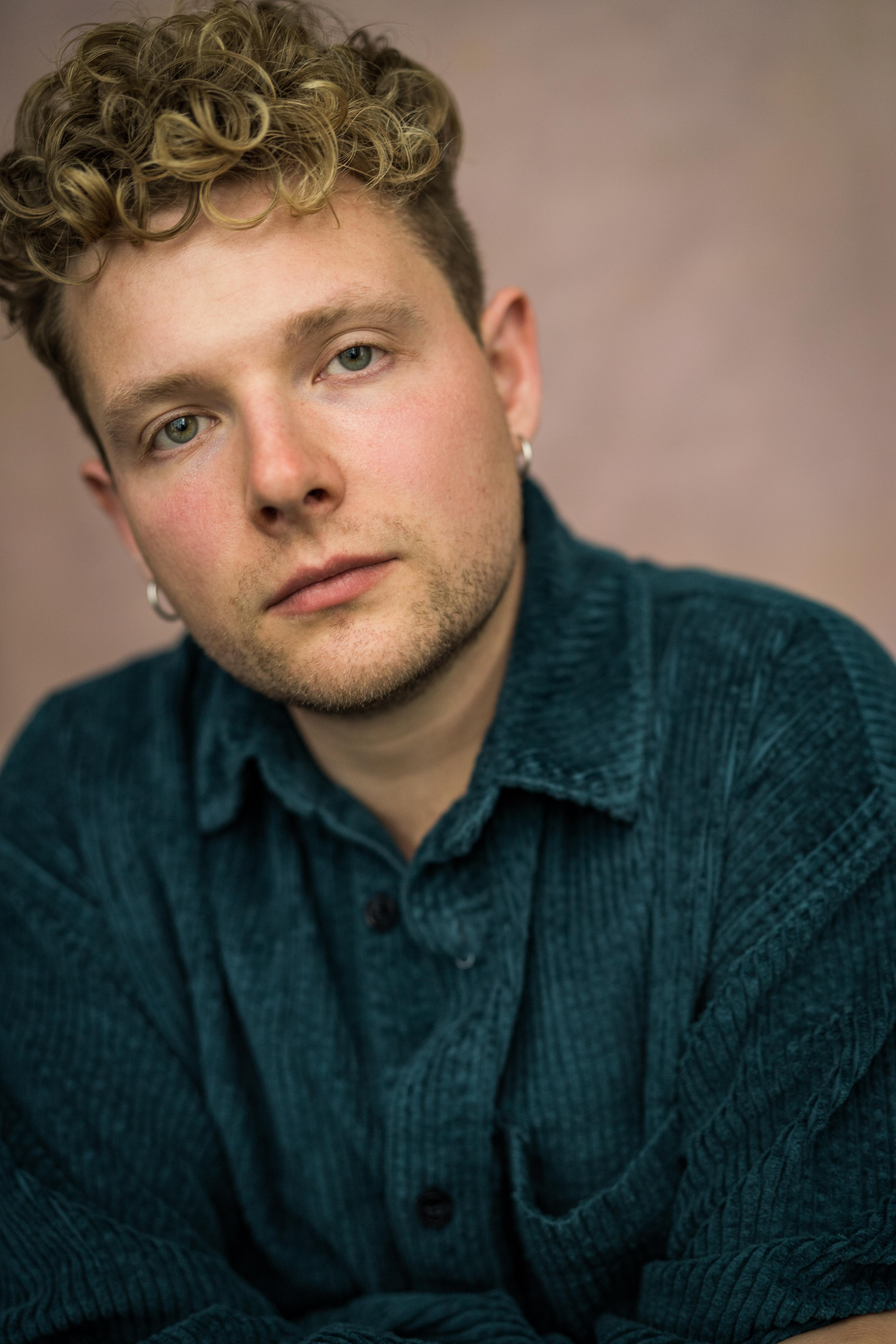 actor Adam Scott-Rowley large photo